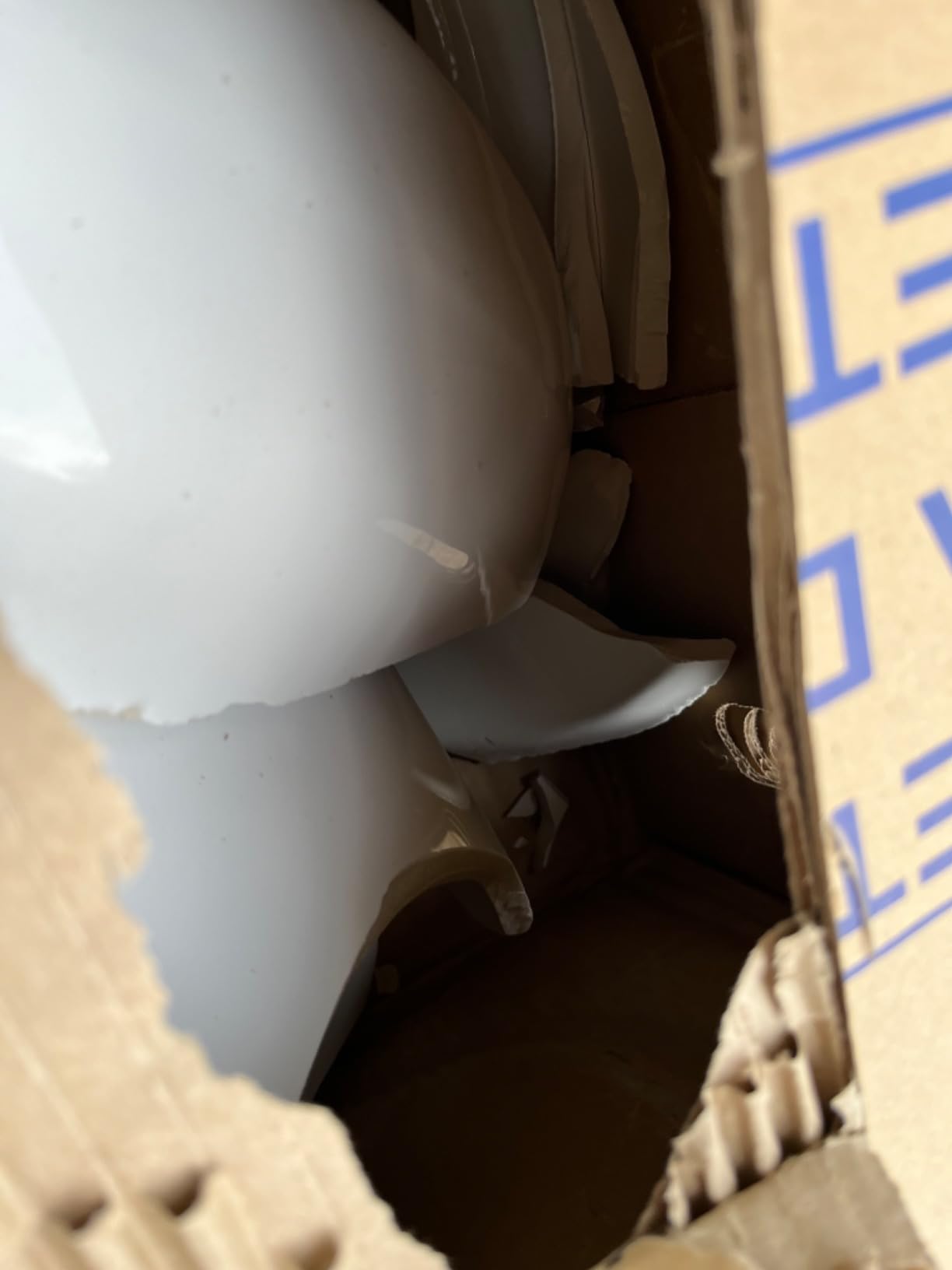 TOTO Drake Transitional Two-Piece Elongated 1.28 GPF Universal Height TORNADO FLUSH Toilet with CEFIONTECT, Cotton White - CST786CEFG#01 customer photo 1