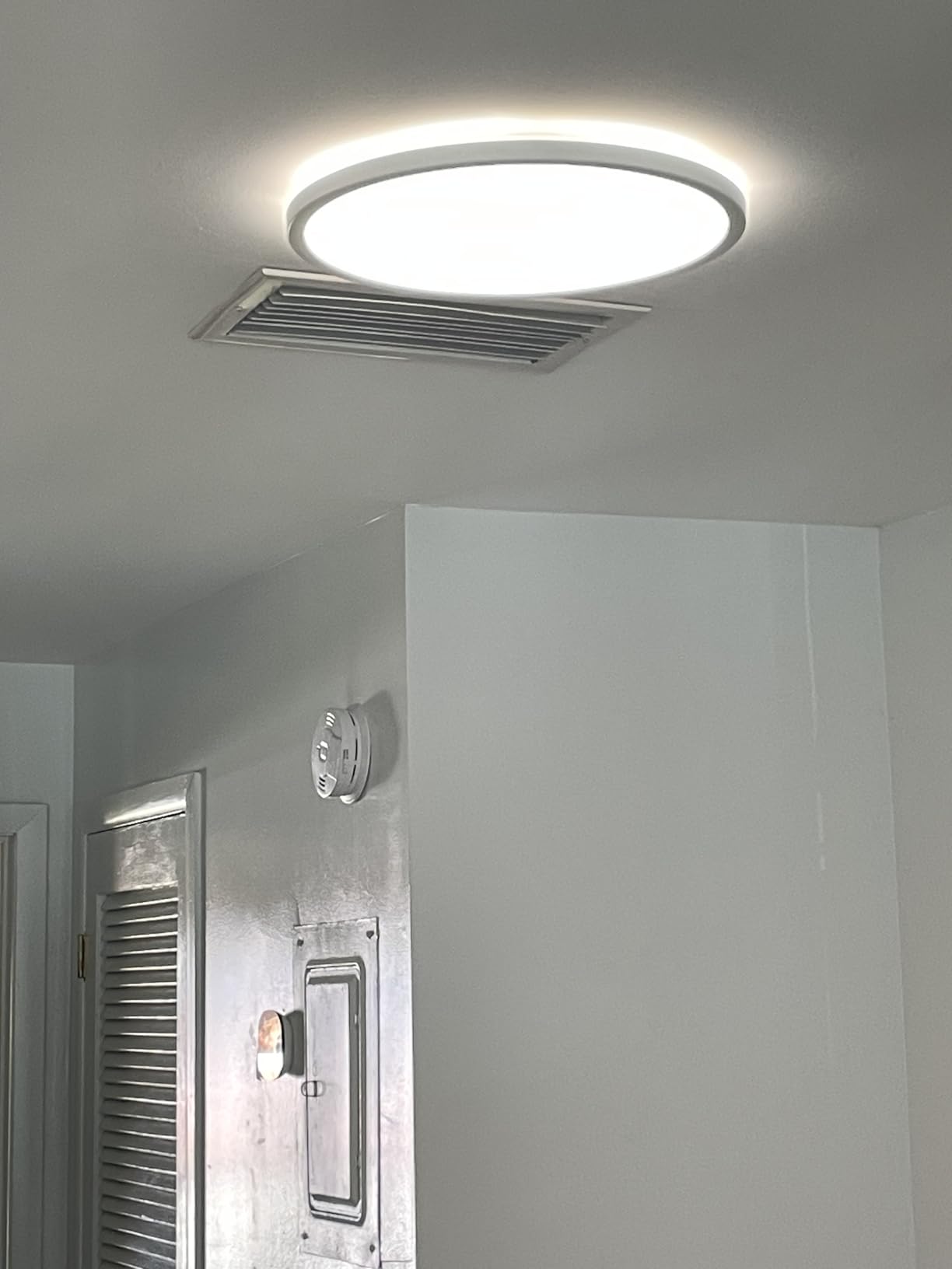 BLNAN Dimmable LED Flush Mount Ceiling Light Fixture with Remote Control, 12Inch 3000K-6500K Light Color Adjustable, Modern Ultra-Thin Ceiling Lamp for Bedroom Kitchen, Wired customer photo 2