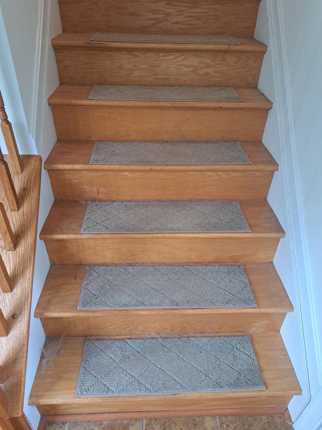 COSY HOMEER Edging Stair Treads Non-Slip Carpet Mat 28inX9in, 15pc, Beige customer photo 2