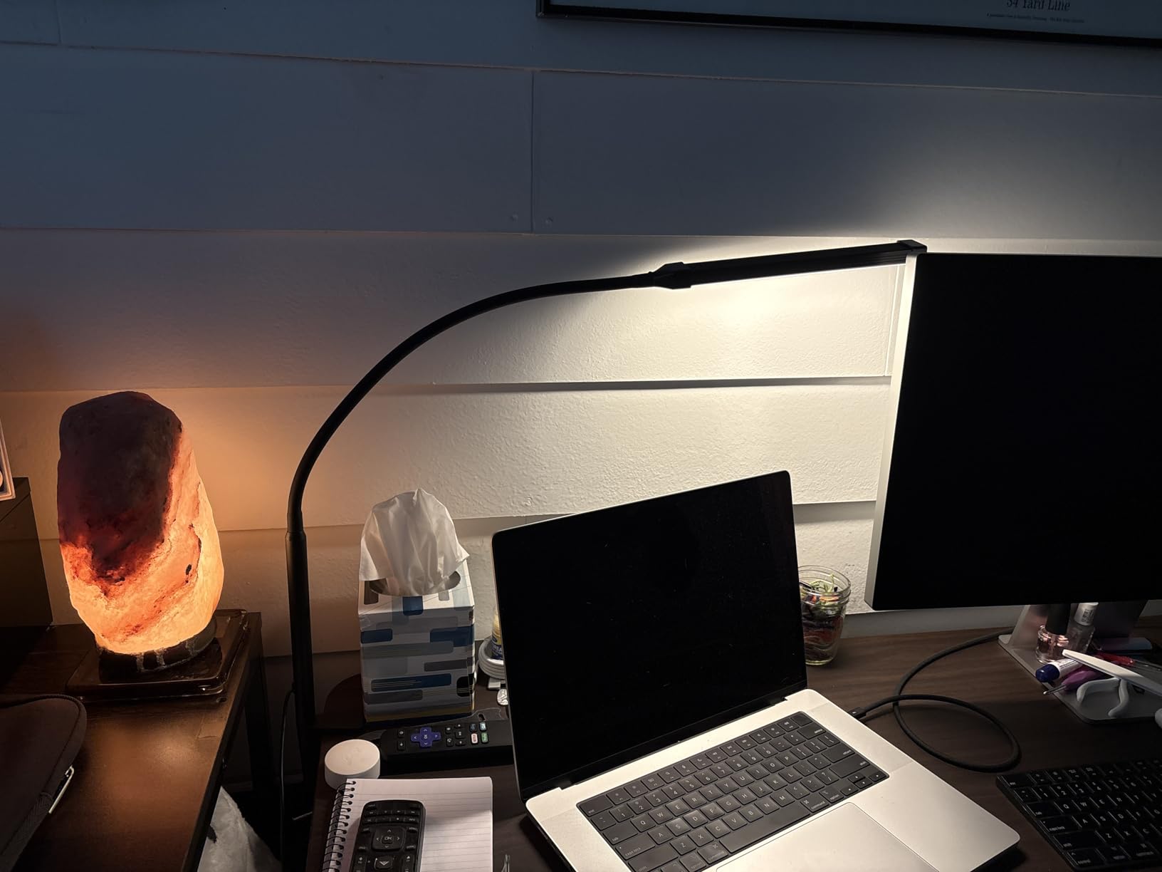 Voncerus LED Desk Lamp with Clamp, Clip on Lights for Home Office, Black | 3 Modes 10 Brightness, Long Flexible Goose-Neck, Eye-Caring, Memory Function, Energy Efficient, USB Adapter, Metal customer photo 1