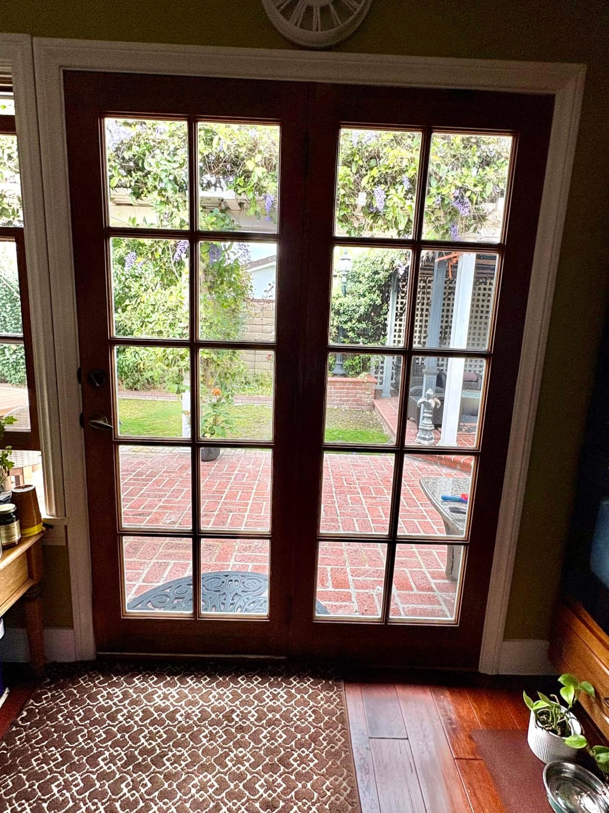MaKefeile No-Drilling Retractable Screen Door, Folding Sliding Screen Doors with Aluminum Frame for Patio French Front Door Bedroom kitchen, Custom Screen for Single/Double Door, Customize Size, White customer photo 2