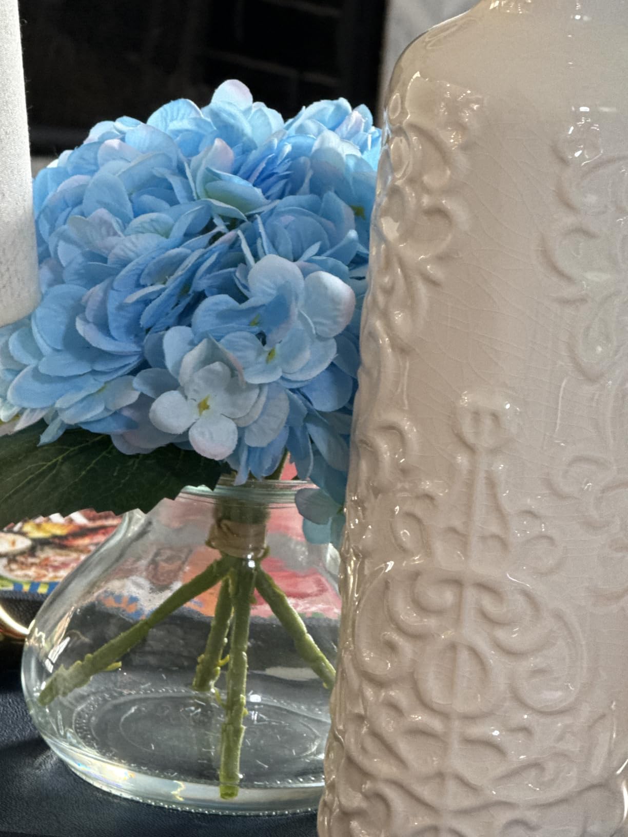 Hollyone Hydrangea Artificial Flowers with Vase White Silk Fake Flowers Arrangements in Glass Vase with Faux Water for Home Bathroom Office Table Centerpiece Shelf Decorations customer photo 2