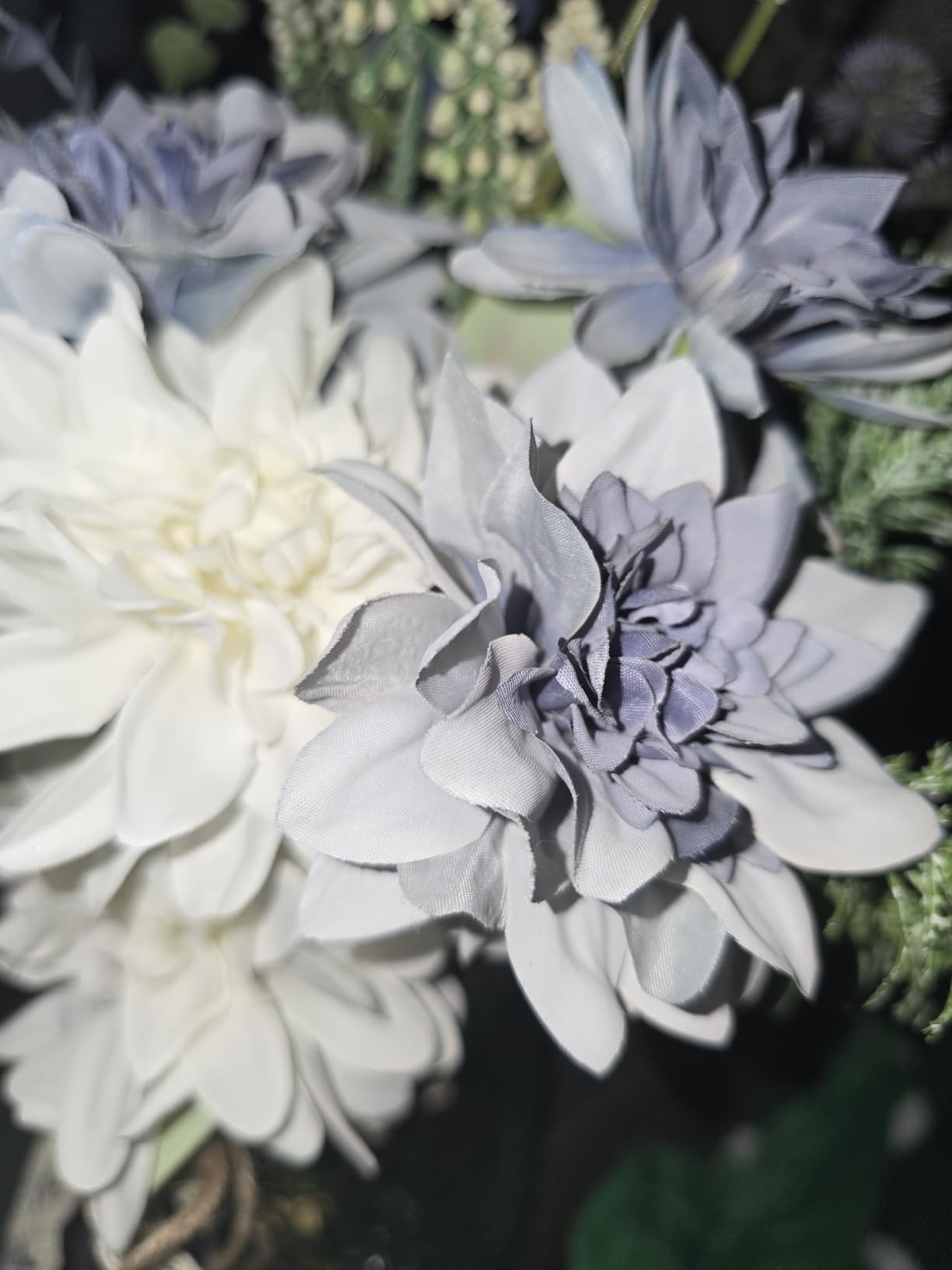 CEWOR Fake Flowers in Vase, Artificial Flowers Arrangement in Vase, Fake Floral Table Centerpieces Decor for Kitchen Farmhouse Coffee Table Living Room Bathroom Plant Decor customer photo 2
