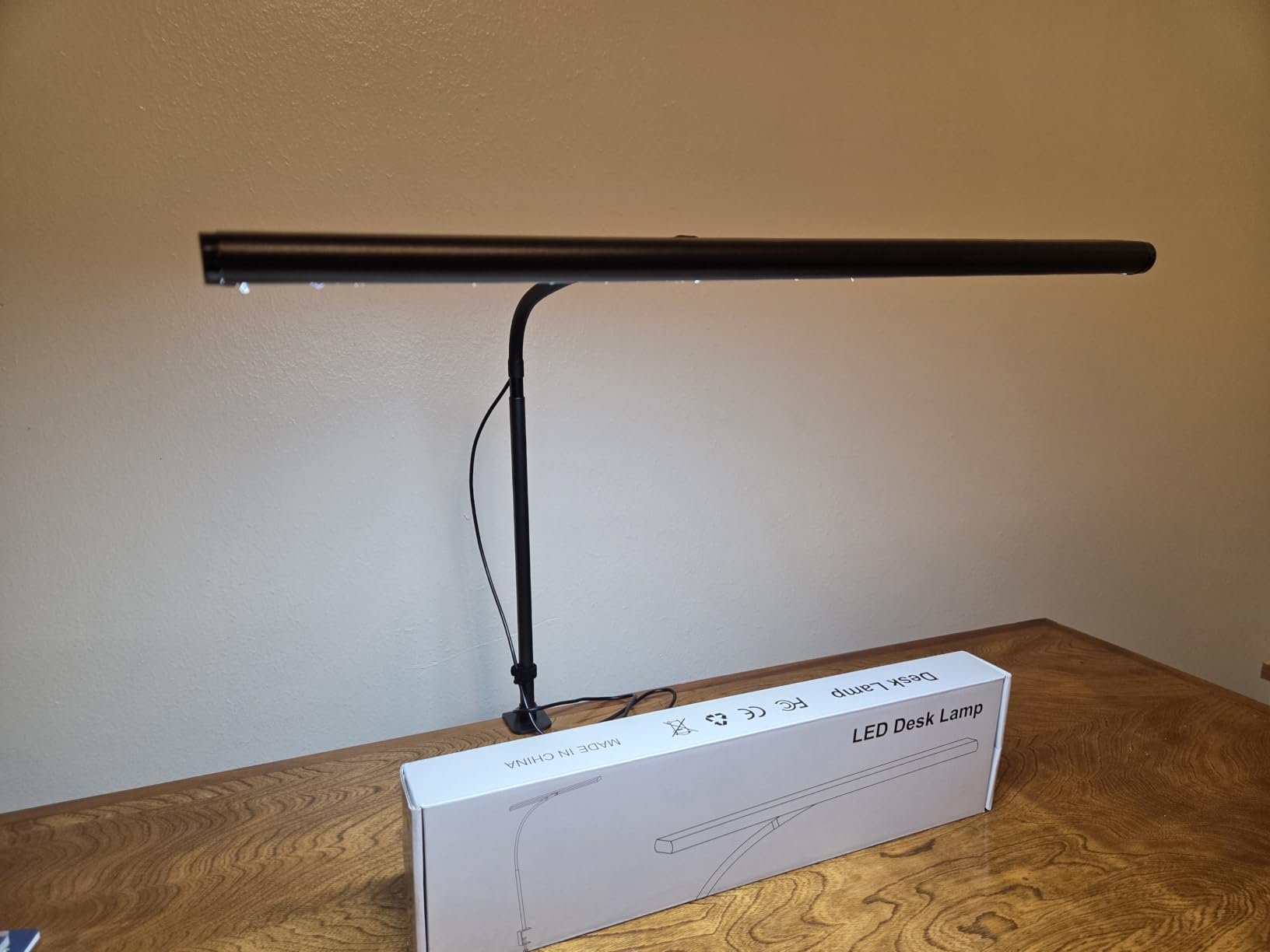 Airlonv LED Desk Lamp with Clamp, 17