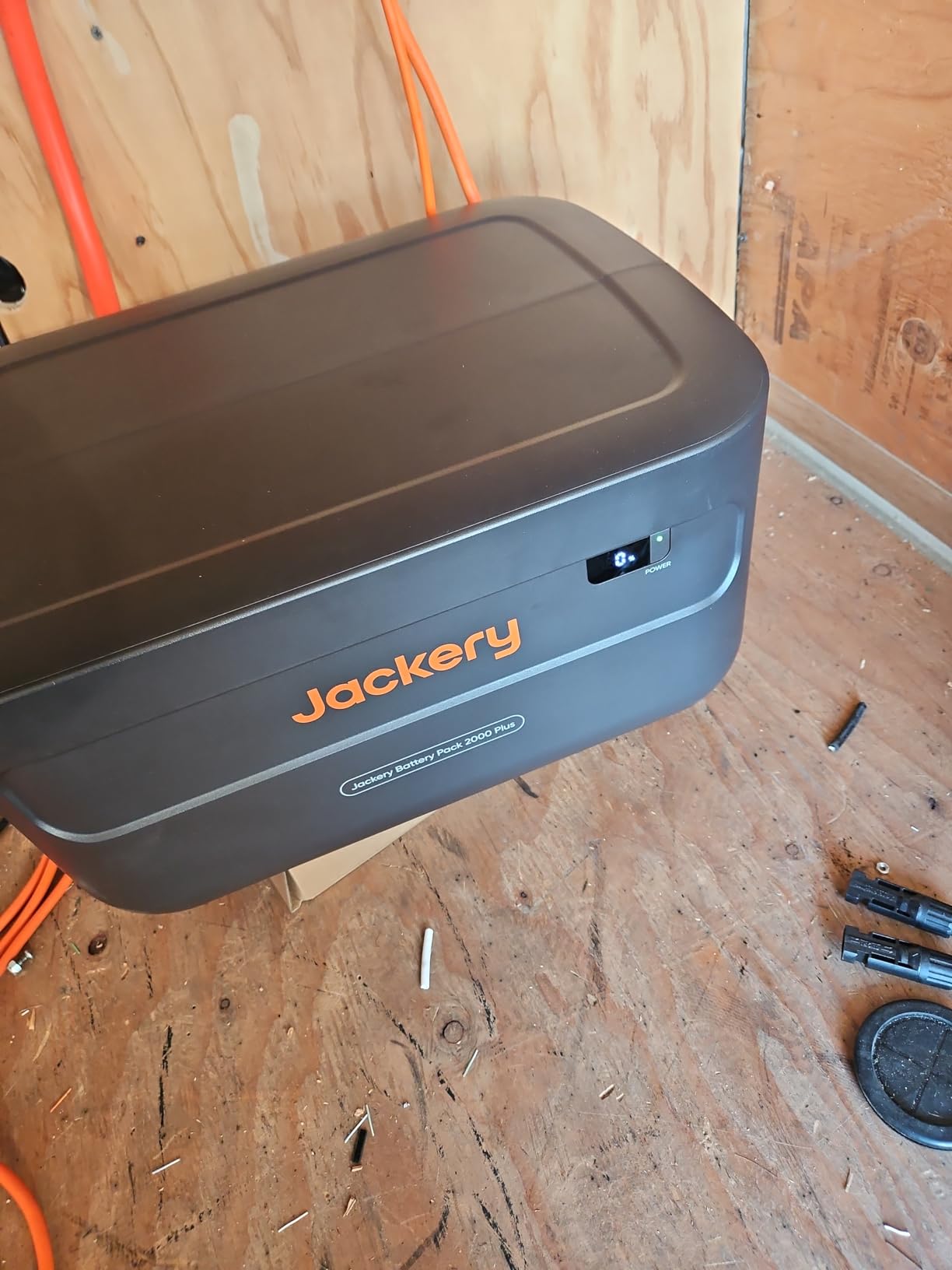 Jackery Extra Battery Pack 2000 Plus, 2042Wh LiFePO4 Expansion Battery customer photo 2