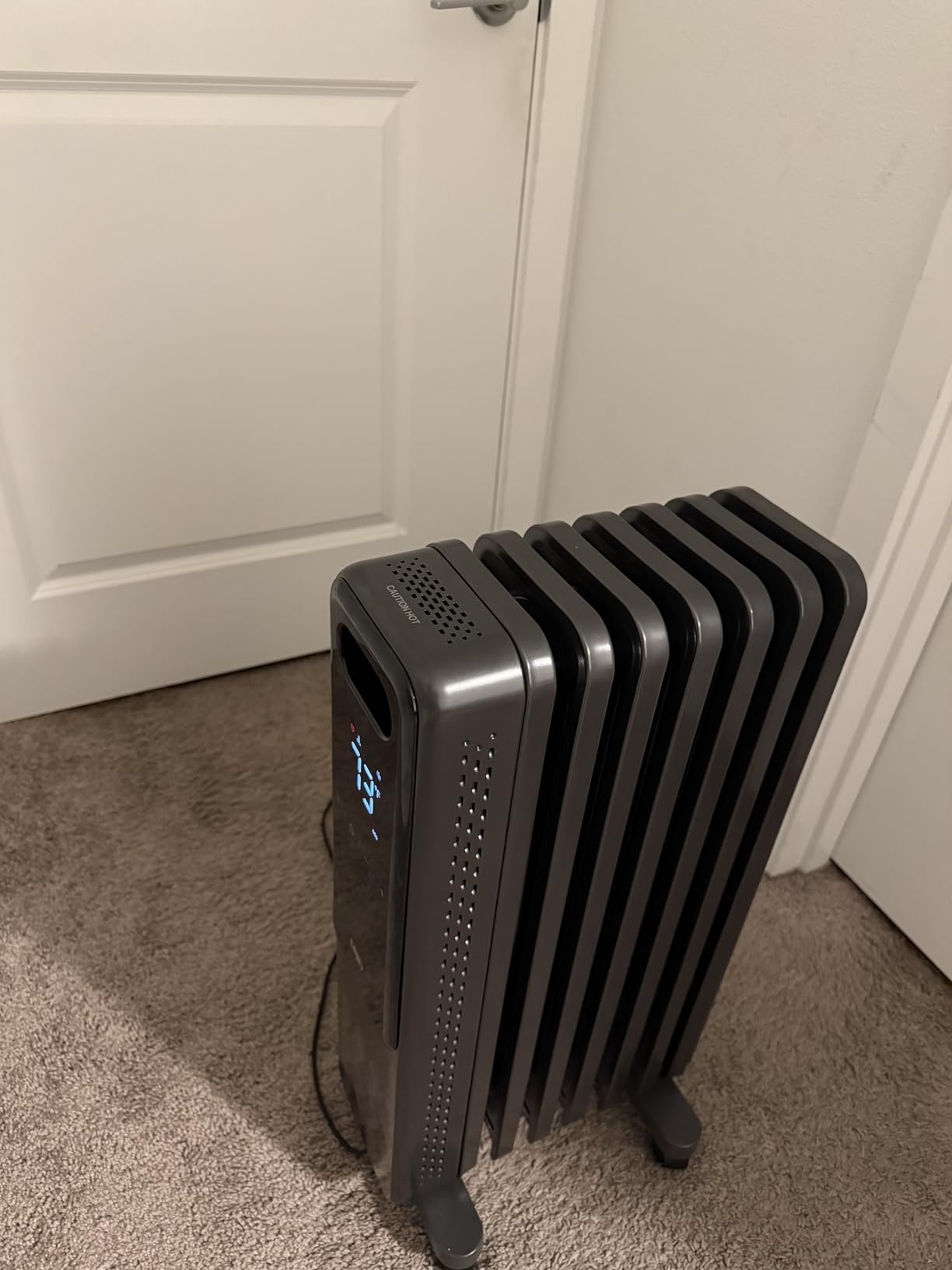 DREO Oil Filled Radiator Heater, Electric Heaters for indoor use Large Room, Quiet, Digital Thermostat, ECO, Remote Control, 4 Modes, Child Lock, Overheat & Tip-Over Protection, 24h Timer, 1500W, Grey customer photo 2