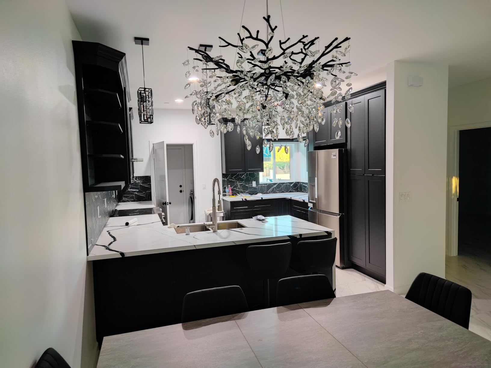 47.2 Modern Crystal Chandelier, 14-Light Gold Tree Branch Chandelier for Dining Room, Luxury Rectangular K9 Crystal Raindrop Chandeliers Light Fixture for Kitchen Island, Living Room, Foyer, Bedroom customer photo 1