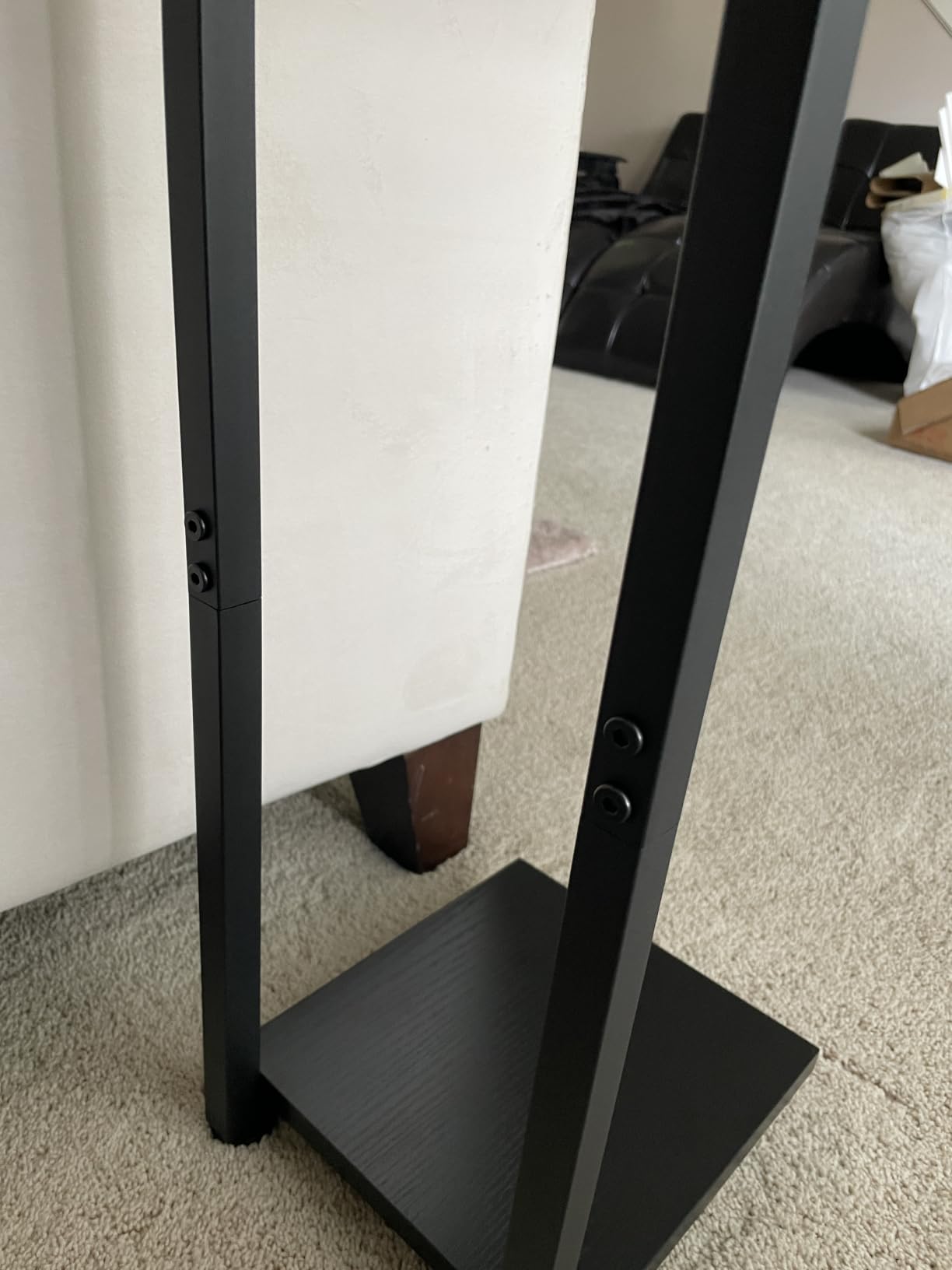 Hosfais Small Side Table End Table, C-Shaped Couch Tables | Wood Coffee Table TV Tray for Small Space, Bedroom Living Room (Black) customer photo 1