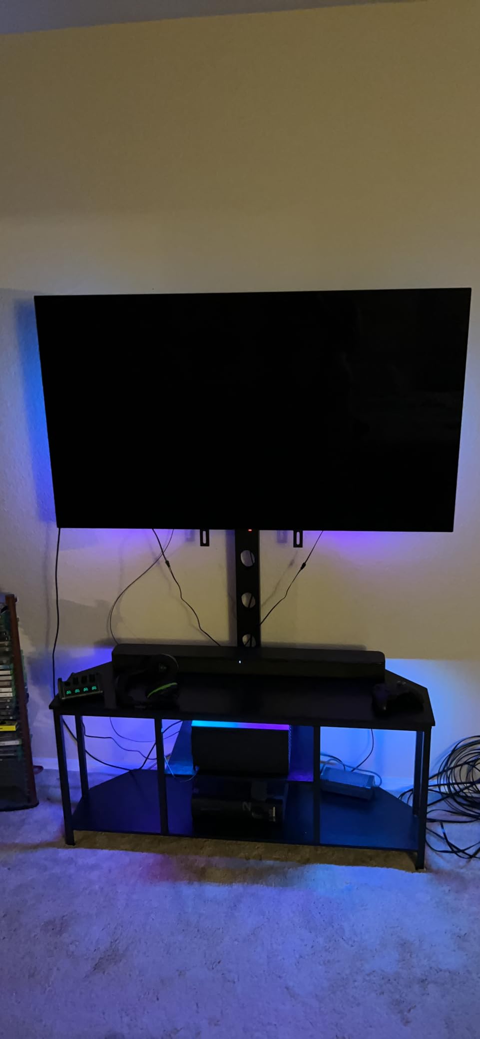Corner TV Stand Entertainment Center with Mount for Living Room, 32-65
