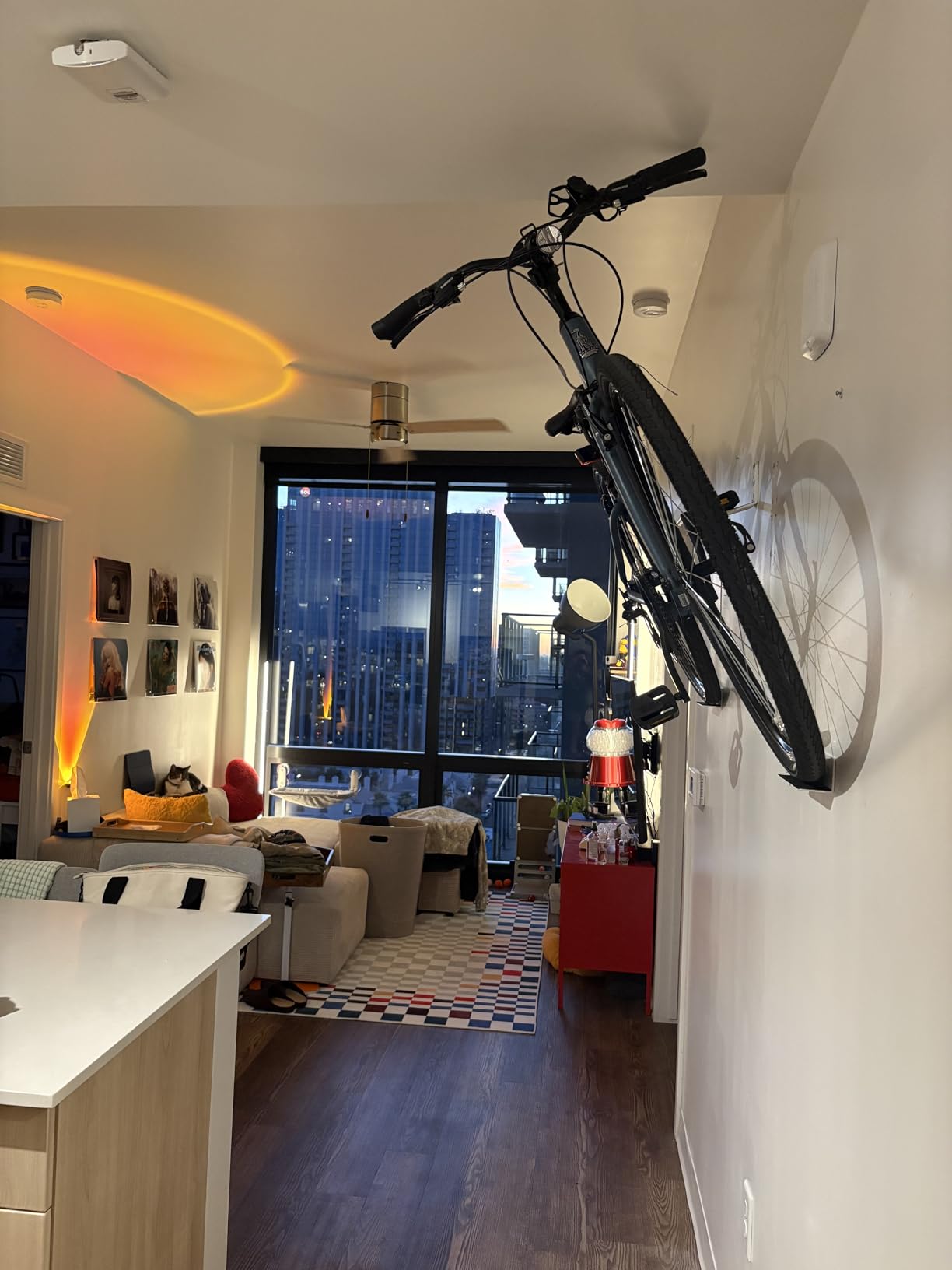 Borgen Wall Mount Pedal Hook for E-Bike & MTB - Black customer photo 2