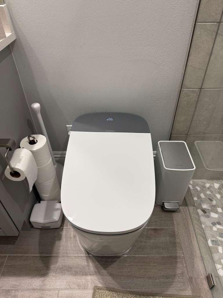 WOODBRIDGE Smart Toilet with 1000g MaP Flush Score & Foam Shield (B0930S) | Auto Open/Close, ADA Comfort Height, Auto Dual Flush, Moving Air Dryer, Foot Sensor & Blackout Flush, Heated Seat customer photo 1