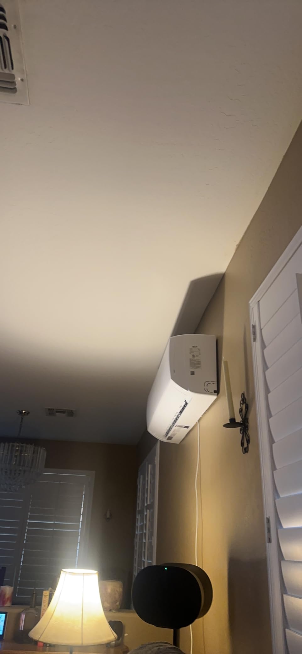 DELLA Econo Series 23000 BTU Mini Split Air Conditioner 17 SEER2, 230V Cools up to 1500 Sq. Ft, Works with Alexa and Wifi, Heater Ductless Inverter System with Heat Pump, 16.4ft Installation Kit customer photo 1