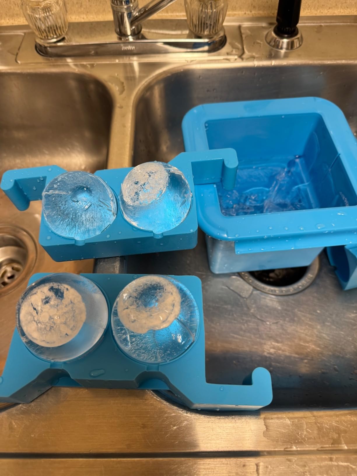 True Cubes Clear Ice Sphere Maker | with Storage Bag | BPA-Free Mold | 4 Crystal-Clear Ice Spheres via Directional Freezing - Slow-Melting, Easy Release customer photo 1