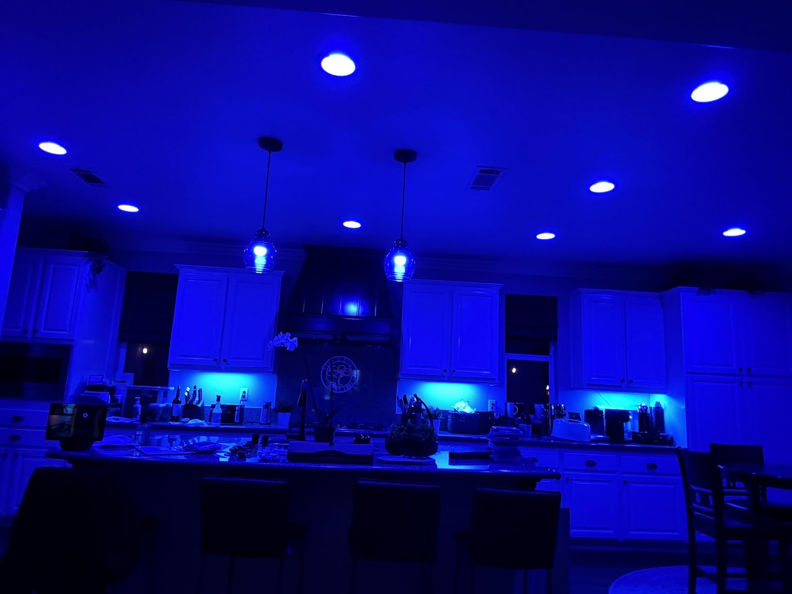 GE CYNC Reveal HD+ Smart LED Undercabinet Bar Light, 24 inches | Color Changing & Tunable White 2000K to 7000K, Wi-Fi, Works with Alexa & Google Home, Plug-in or Direct Wire, No Hub Required customer photo 2