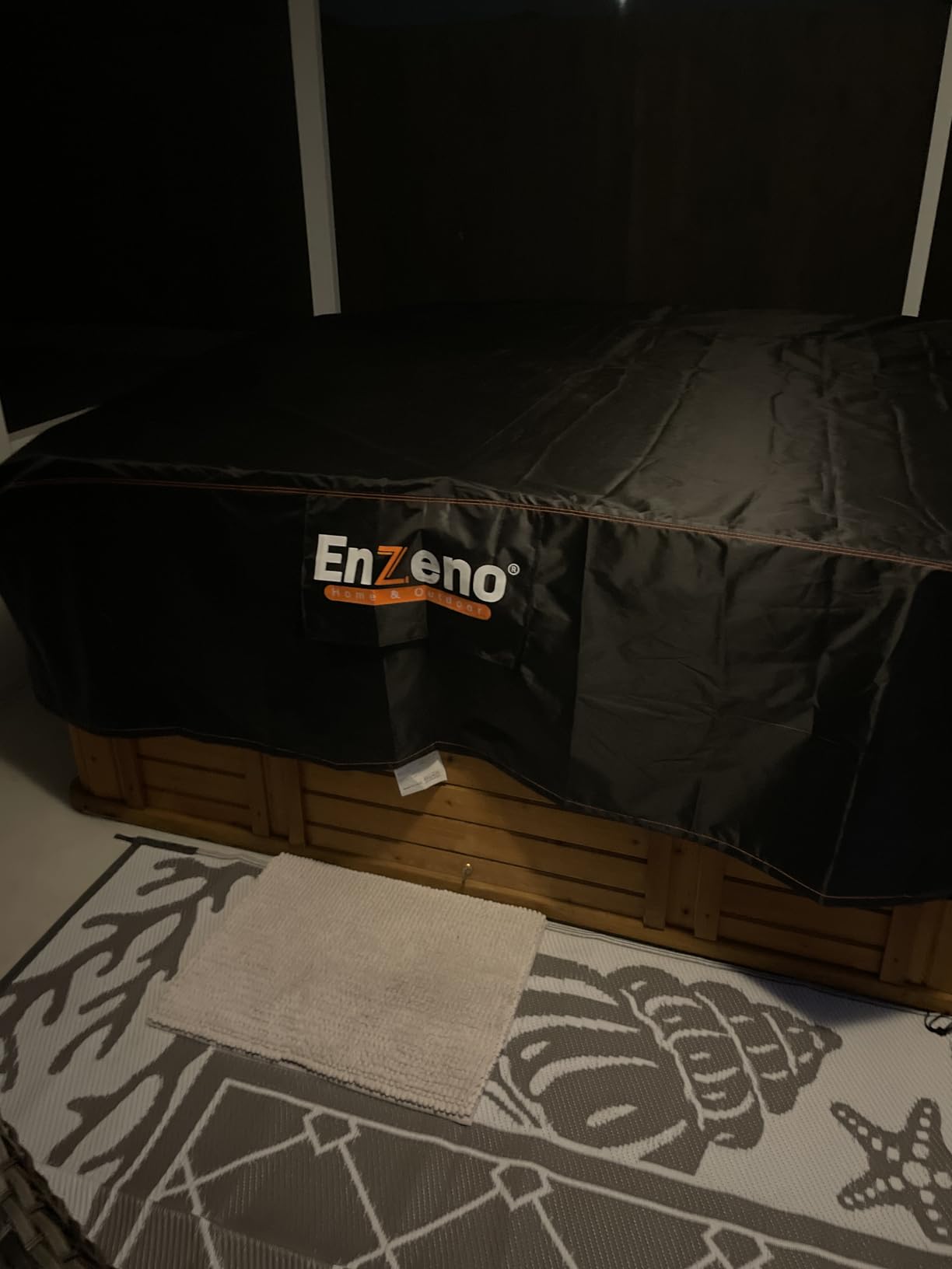 Enzeno Outdoor SPA Hot Tub Cover Waterproof Square 86 x 86 inch fit 84 x 84 or 83 x 83 or 82 x 82 or 7 ft x 7 ft 420D Heavy Duty Cub Hot Tub Lid Protectors Protective Cover Cap customer photo 2