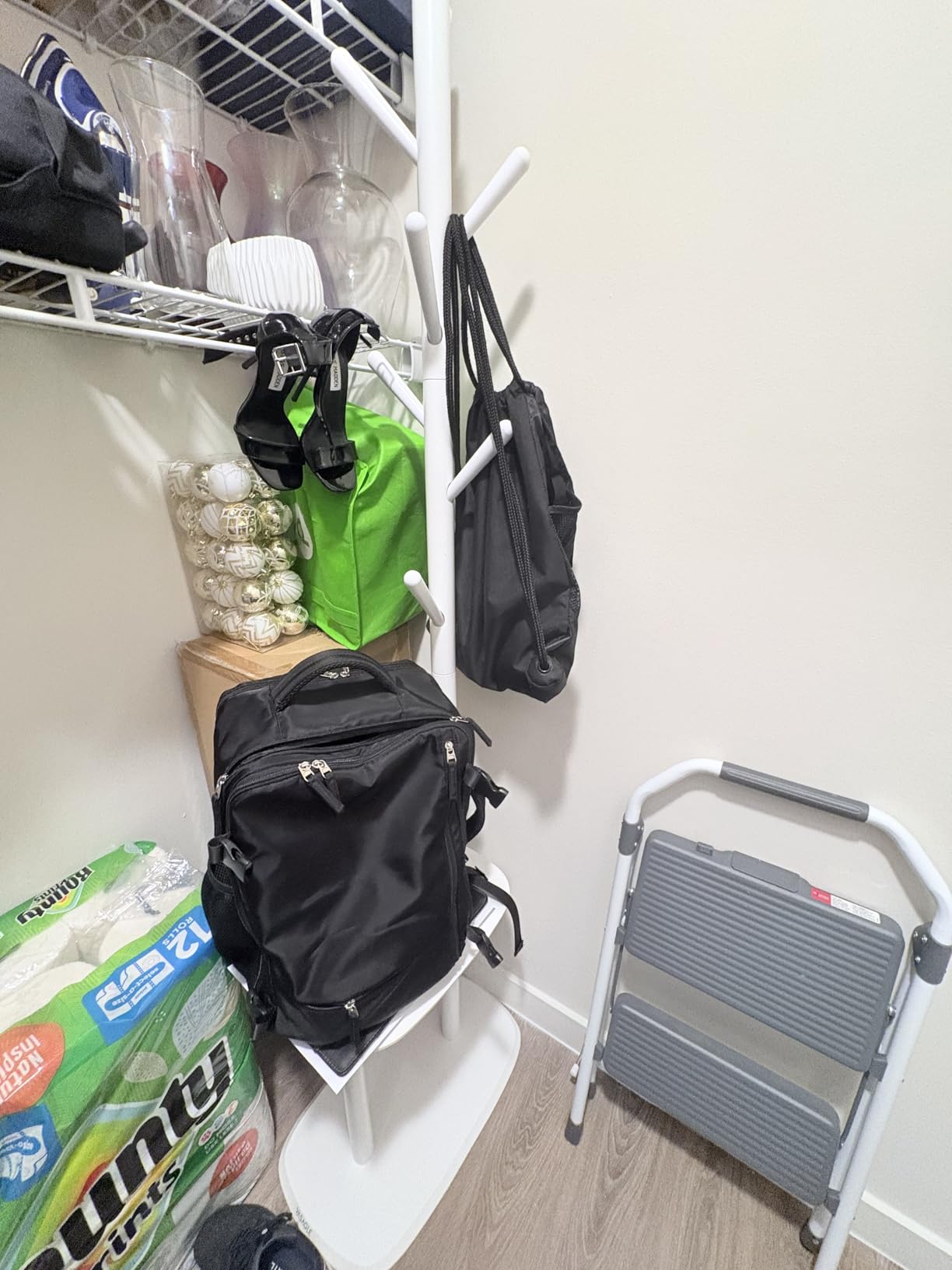 VASAGLE Coat Rack Freestanding, 8 Hooks, Storage Shelf, 69.2 Inch Tall, Hall Coat Tree for Coats, Hats, Bags, Entryway, Hallway, Bedroom, Ink Black, ANDI Collection URCR033B01 customer photo 2