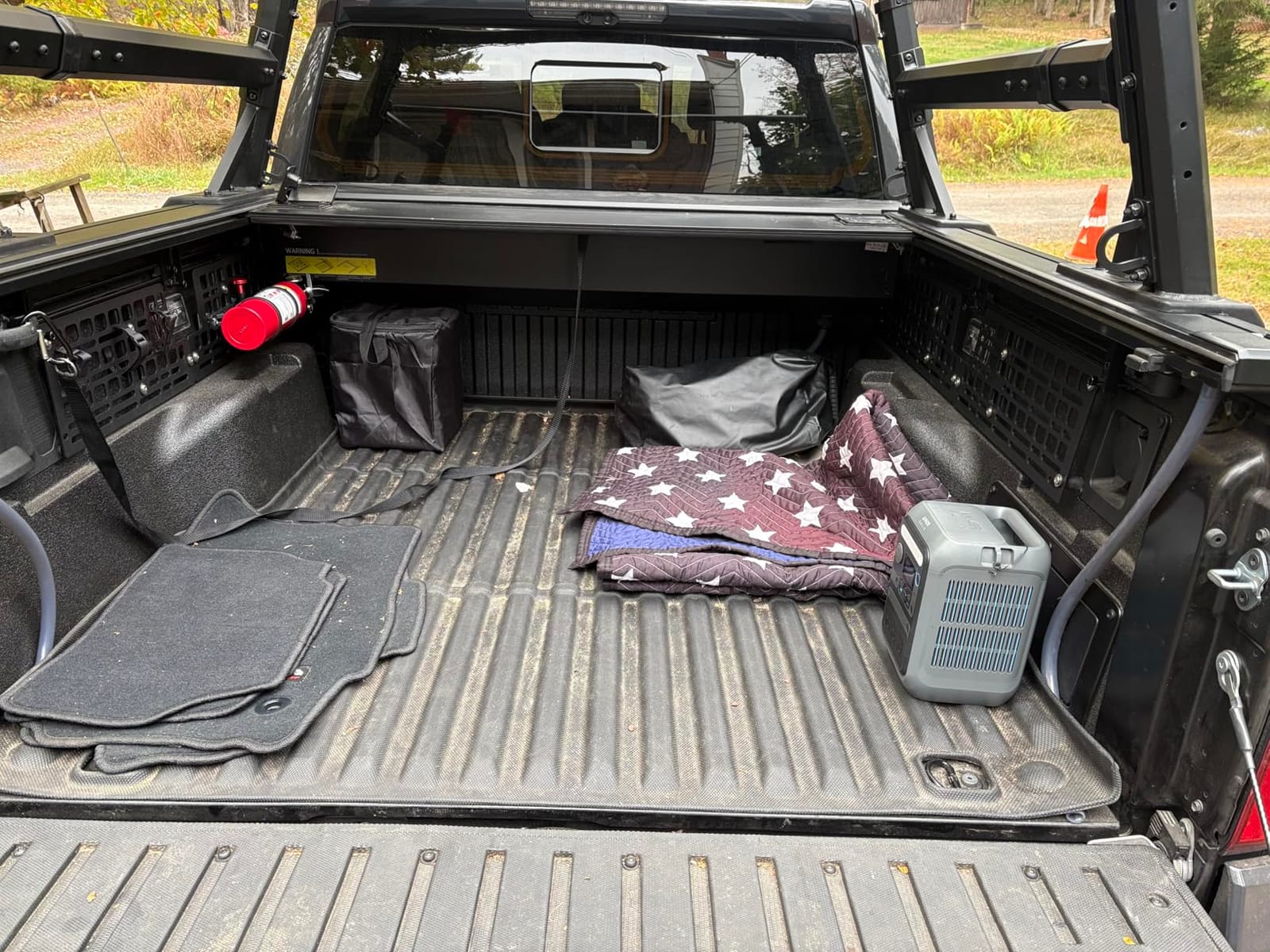 Anker SOLIX C300 Portable Power Station, 288Wh Solar Generator for Camping | LiFePO4 Backup Battery, 300W (600W Surge), 140W Two-Way Fast Charging, for Hunting, Travel, Blackout (Solar Panel Optional) customer photo 2