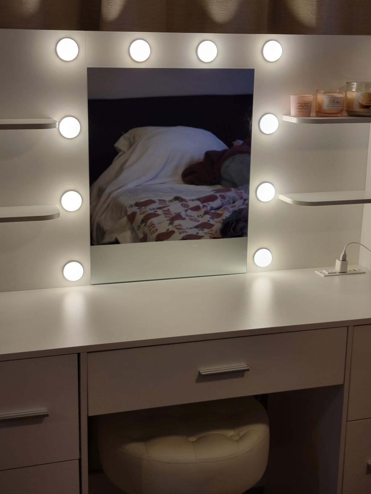 Furmax Vanity Desk with LED Mirror, Power Outlet, 7 Drawers Makeup Table | LED Lighted Mirror & Built-in Outlet, 7 Drawers and 6 Shelves, Organized Makeup Storage for Bedroom, White customer photo 2