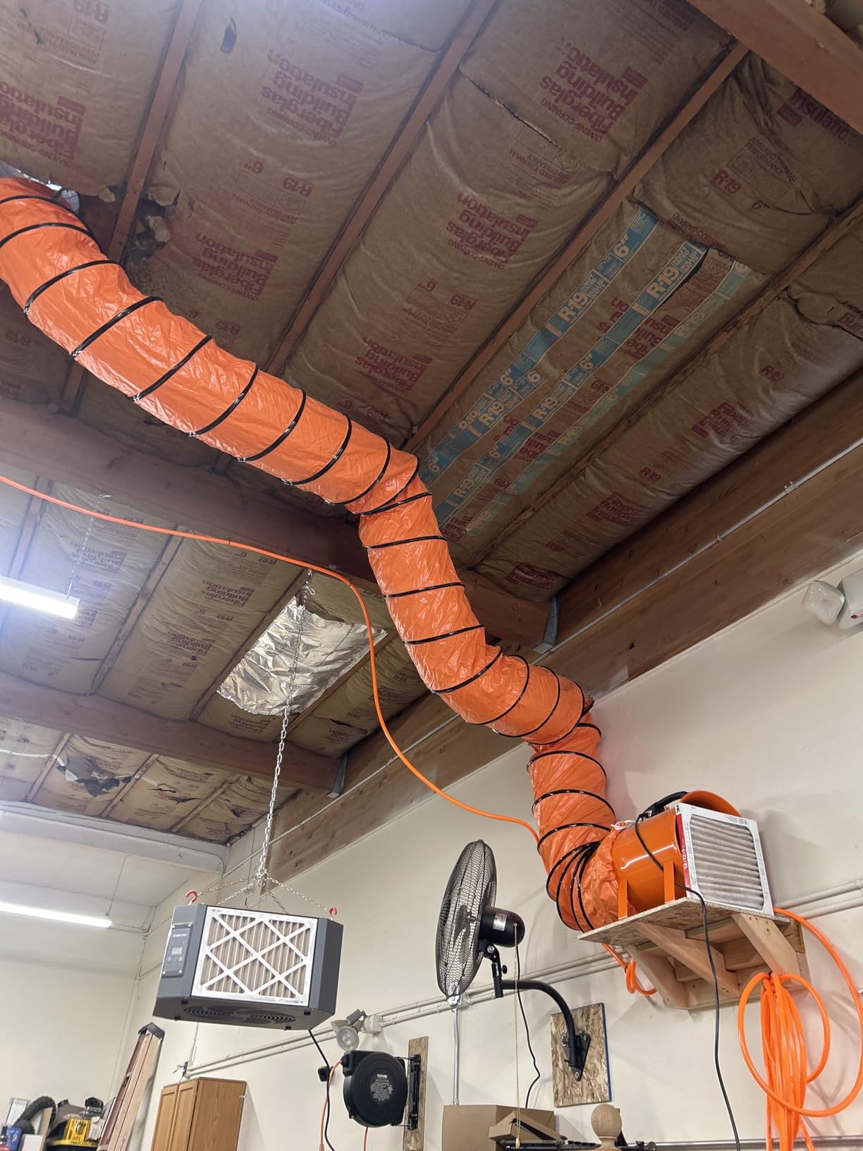 VEVOR Air Mover Blower Fan 12 Inch | 3198CFM, 585W, 33ft Flexible Duct, Industrial Portable Ventilator/Exhaust customer photo 1