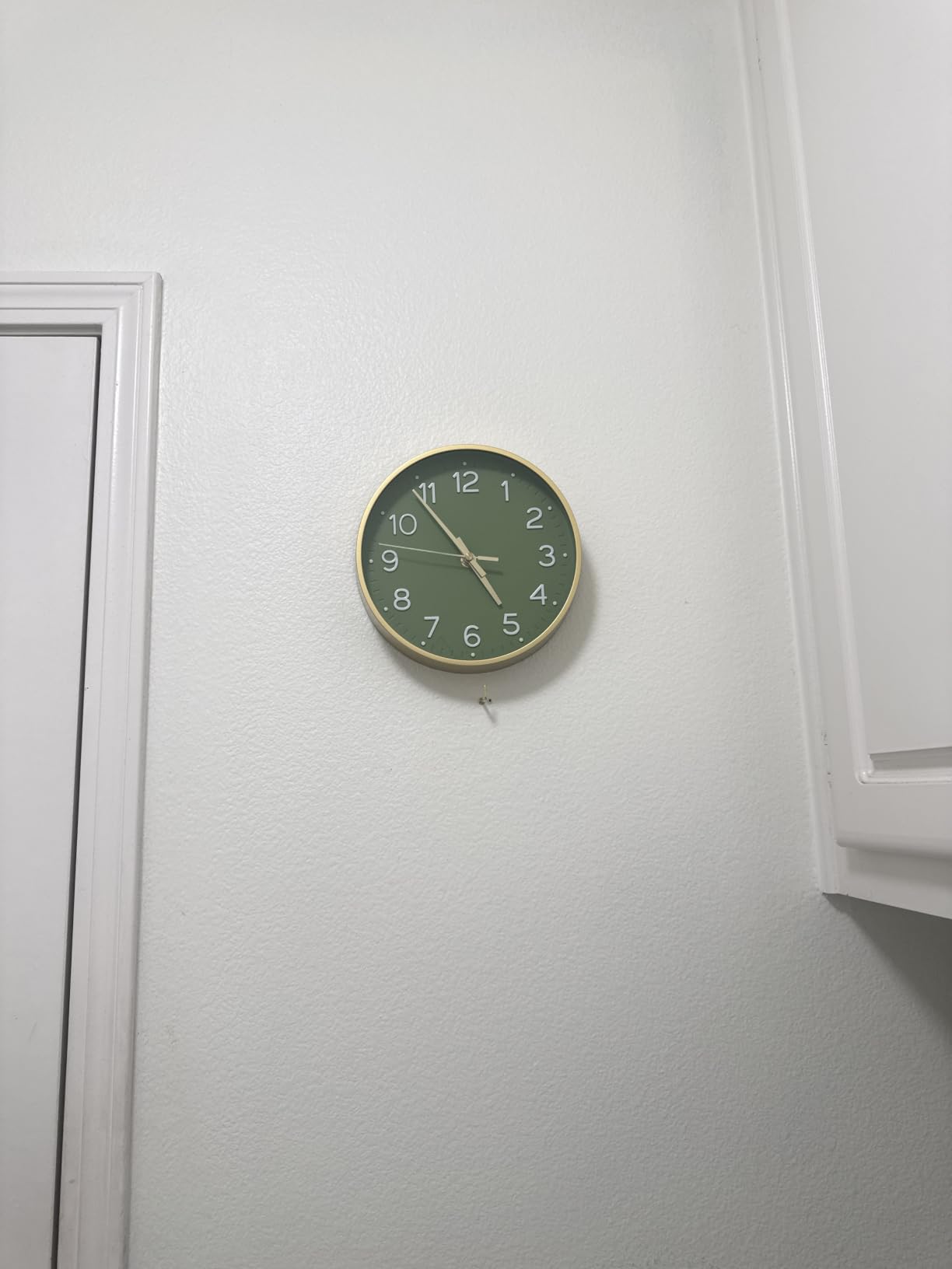 Roymnie 14 Inch Wall Clock Battery Operated Silent Non Ticking Green Analog | Green & gold modern analog; large 3D easy-read dial for kitchen, office, bathroom & bedroom; 1 AA battery (not included) customer photo 2