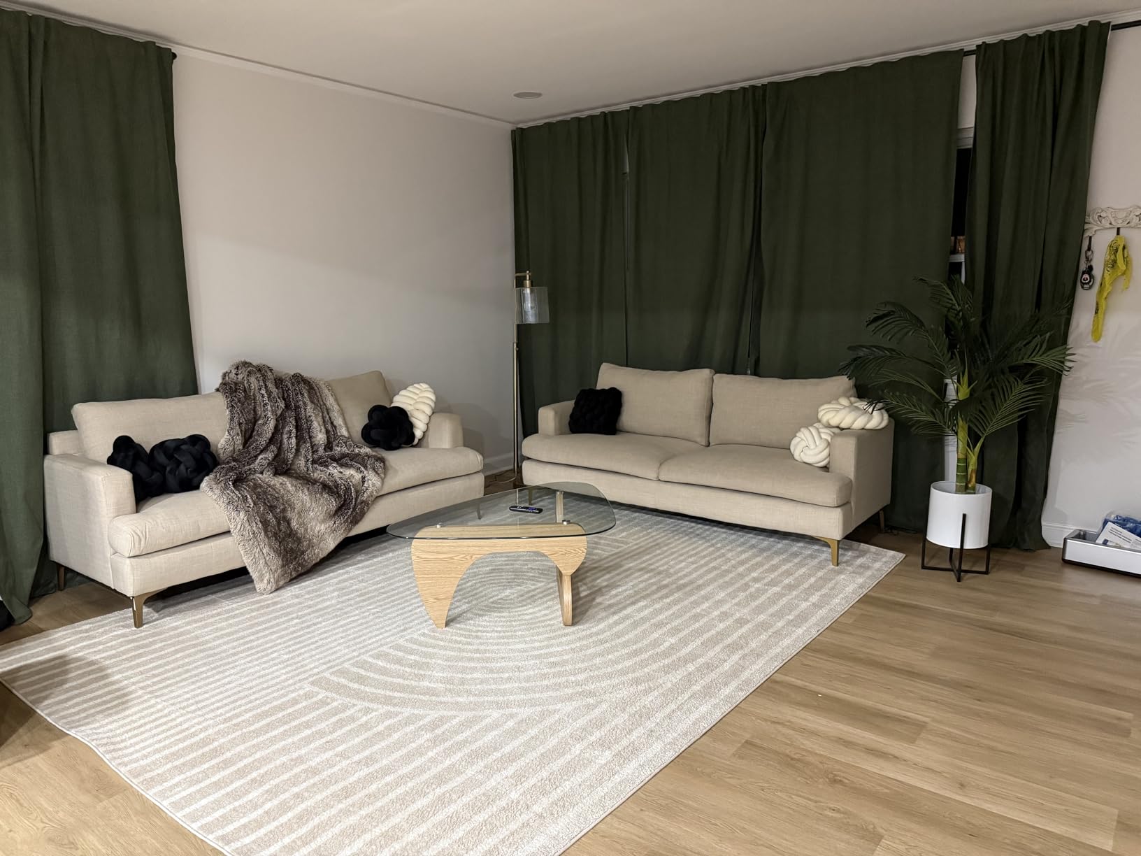Honyee Morden Coffee Table, 42.5