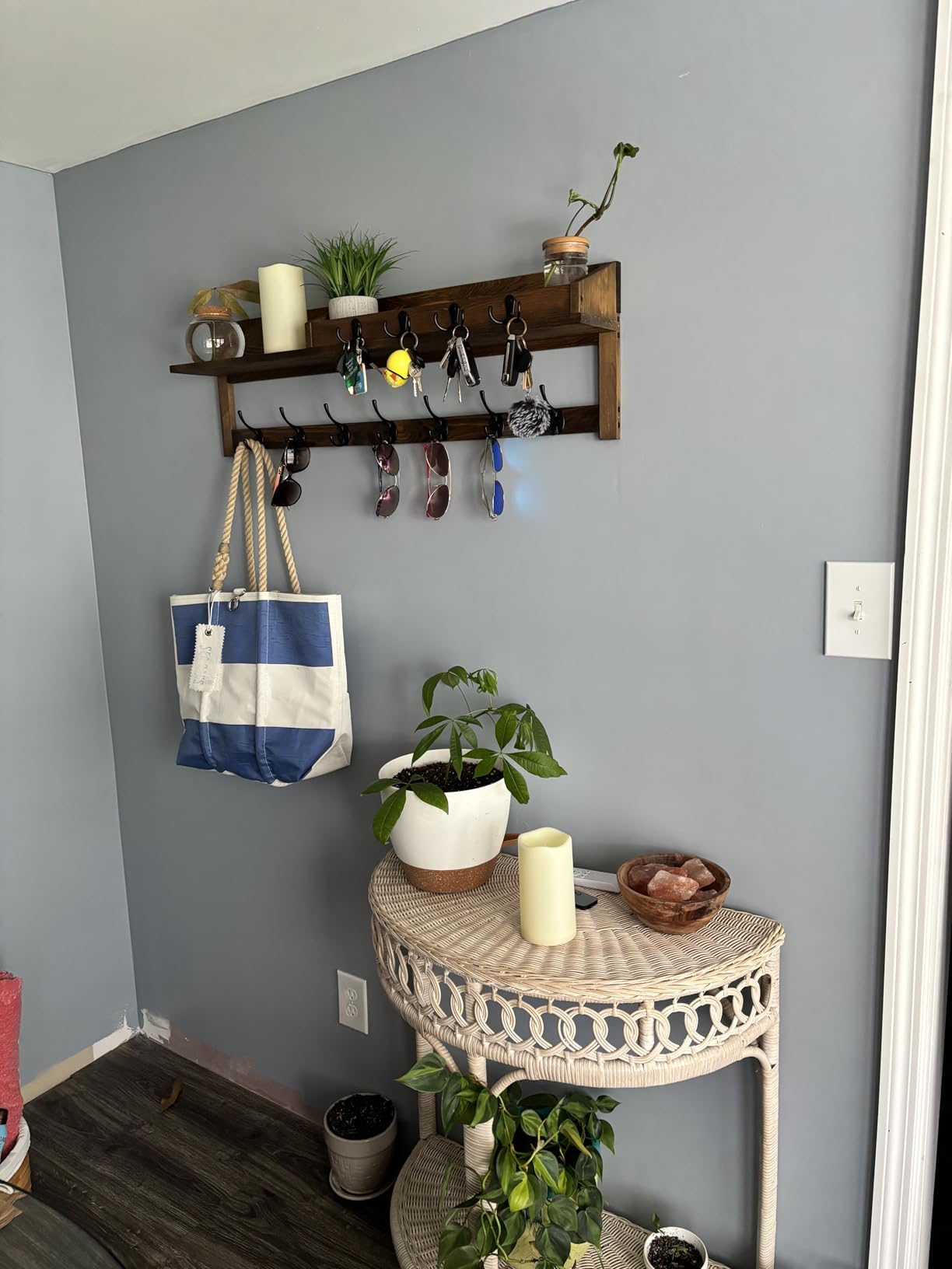 AMBIRD Coat Rack Wall Mount, 35 inch Large Wall Hooks with Shelf, Entryway Shelf with 7 Dual Coat Hooks 4 Key Hooks Mail Organizer, Wooden Coat Hanger and Key Holder Wall Mount customer photo 1