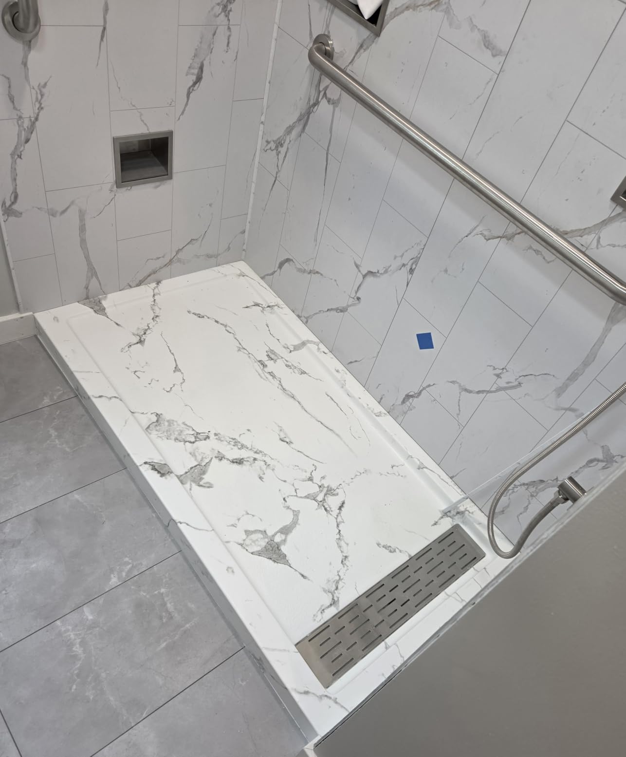 Palisade Vinyl Corner Shower Surround Kit 78in x 36in x 36in, Urban Glacier | Waterproof PVC wall panels, grout-free design, coordinating trim, shelves, adhesive and sealant included customer photo 2