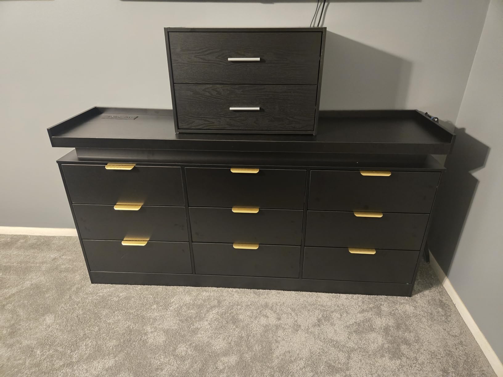 knoworld 8 Drawer Dressers for Bedroom, Black Dresser with LED Lights and Power Outlet, Wood LED Dresser, Double Wide Modern Chest of Drawers for Bedroom, Entryway, Hallway customer photo 1