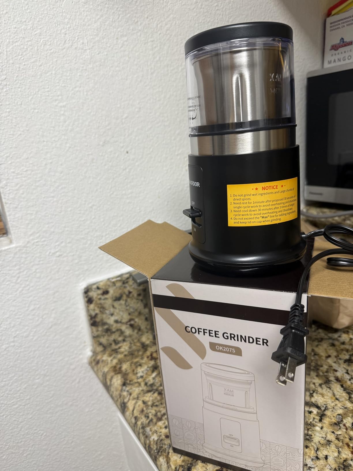 SHARDOR One Touch Coffee Grinder Electric, Spice, Herb, For Coffee Bean Spices and Seeds with 1 Removable Stainless Steel Bowl, Dry Grinder, Black customer photo 1