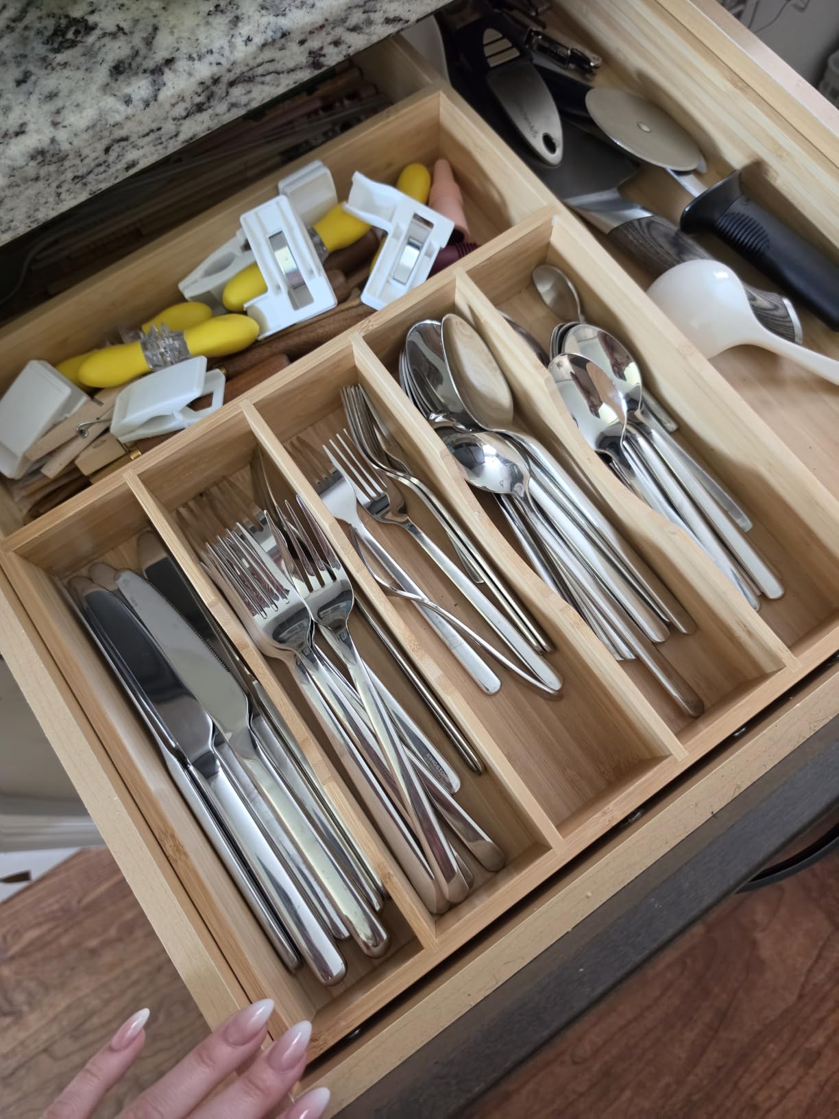 Extra Large Expandable Kitchen Silverware Utensils Drawer Organizer, 19