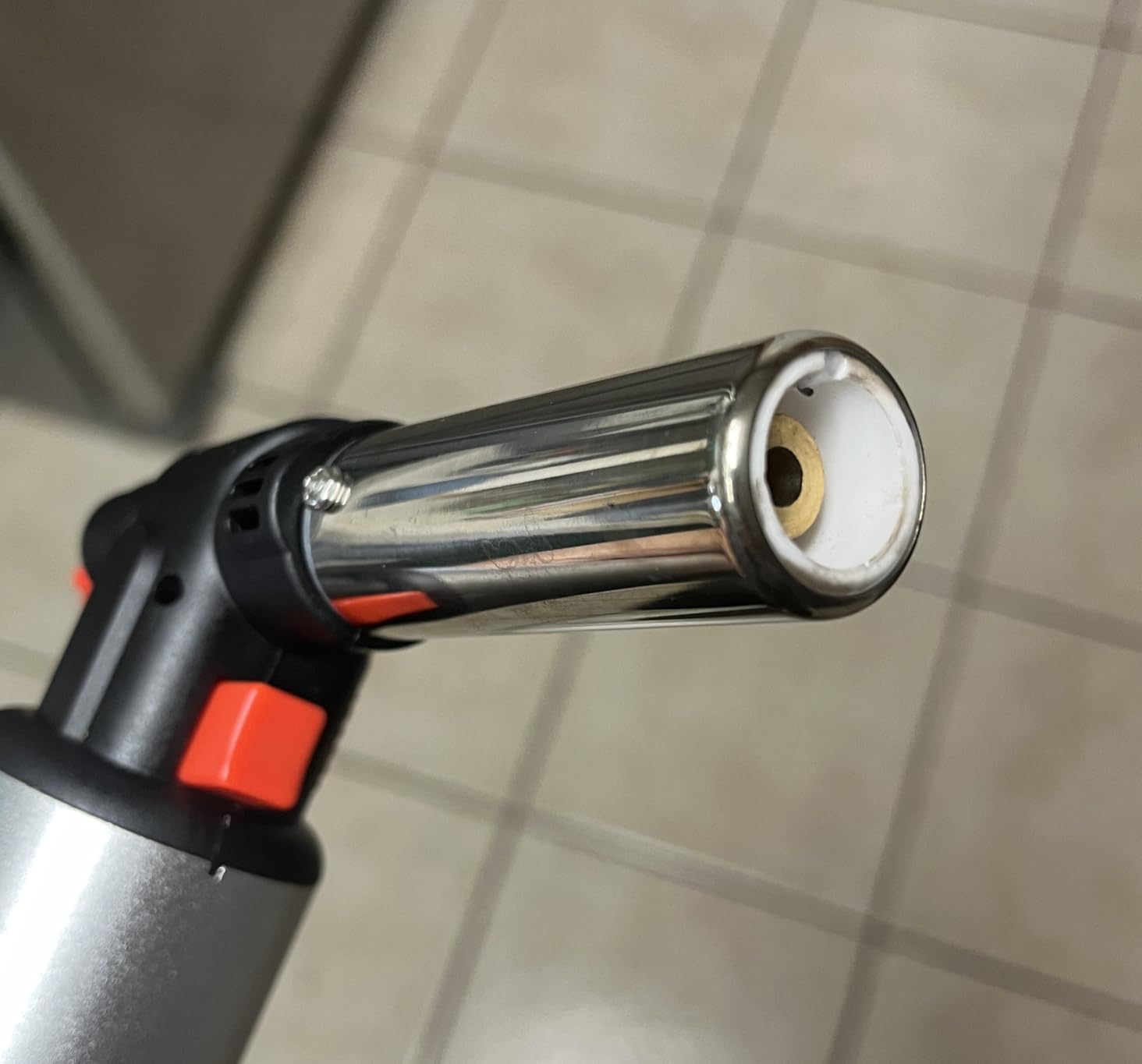 Jo Chef Kitchen Torch, Refillable Butane Torch for Creme Brulee, Cooking | 2 Butane Cans (3.38oz), Fuel Gauge Window, Safety Lock and Adjustable Flame - Culinary Food Torch for Searing, BBQ, Soldering customer photo 1