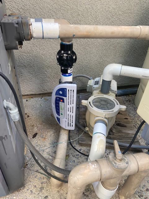 E-CHLOR Plug-in Salt Chlorine Generator | 32,000 gal Max | APX Performance with Smart Sensors and Precision Notifications customer photo 1