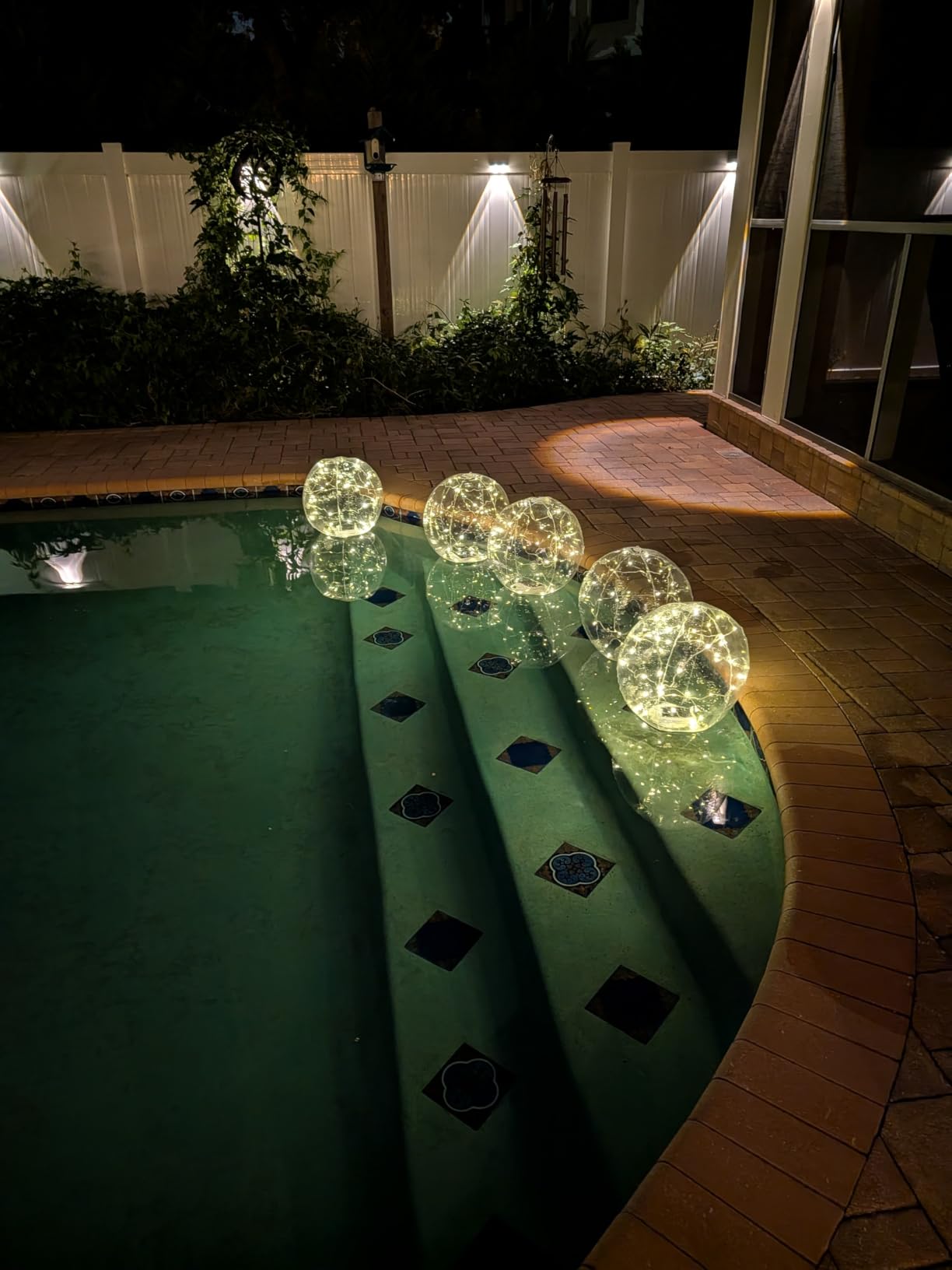 Floating Pool Lights, 15 Inch Warm White Solar Pool Light that Float, IP68 Waterproof Inflatable Light Up Pool Balls, Float or Hang Solar Floating Lights for Pool Pond Wedding Party Decor (4PCS) customer photo 1