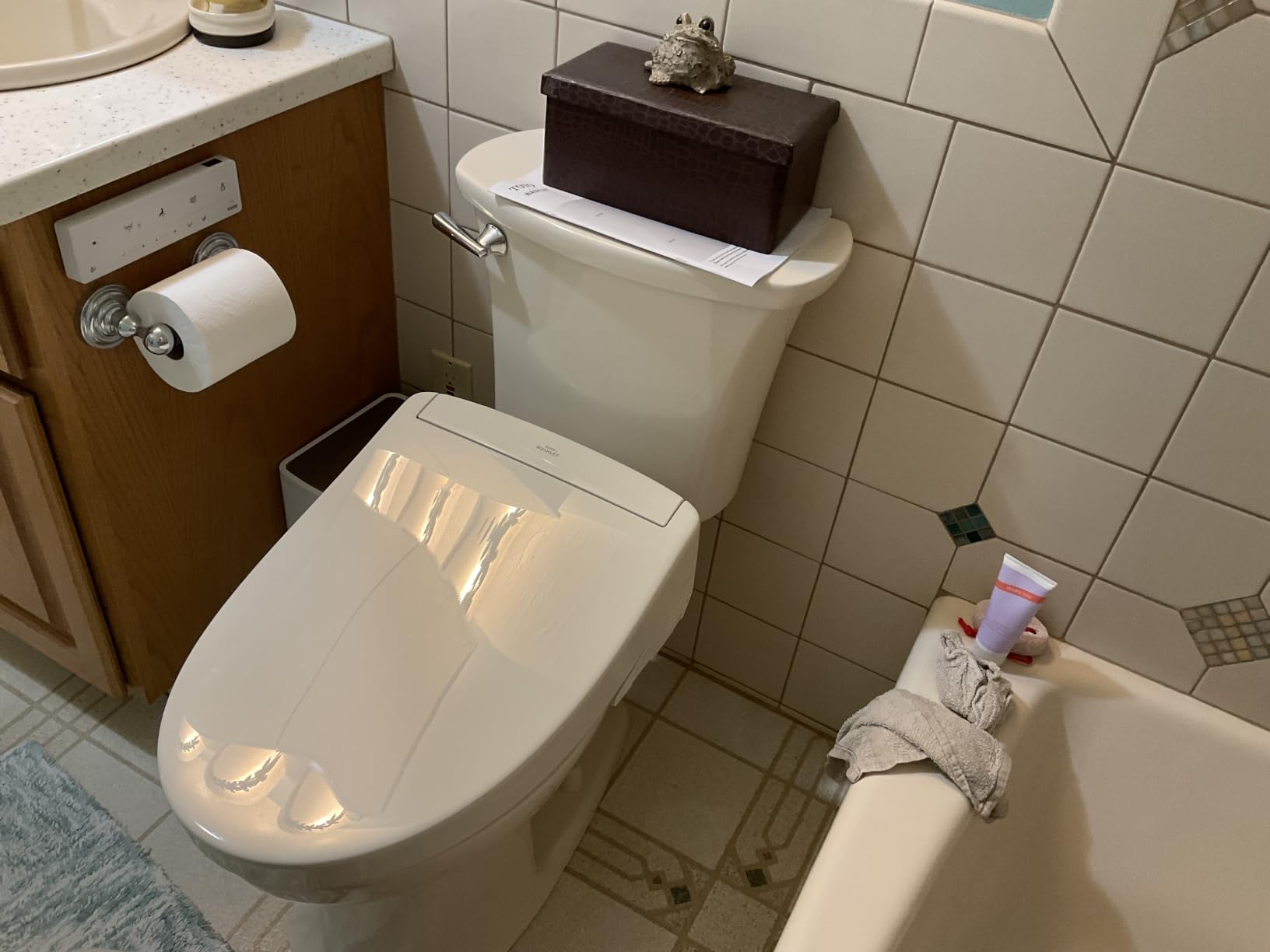 TOTO WASHLET S5 Electronic Bidet Toilet Seat with Instantaneous Water Heating, PREMIST and EWATER+ Wand Cleaning, Elongated, Cotton White - SW3446#01 customer photo 1