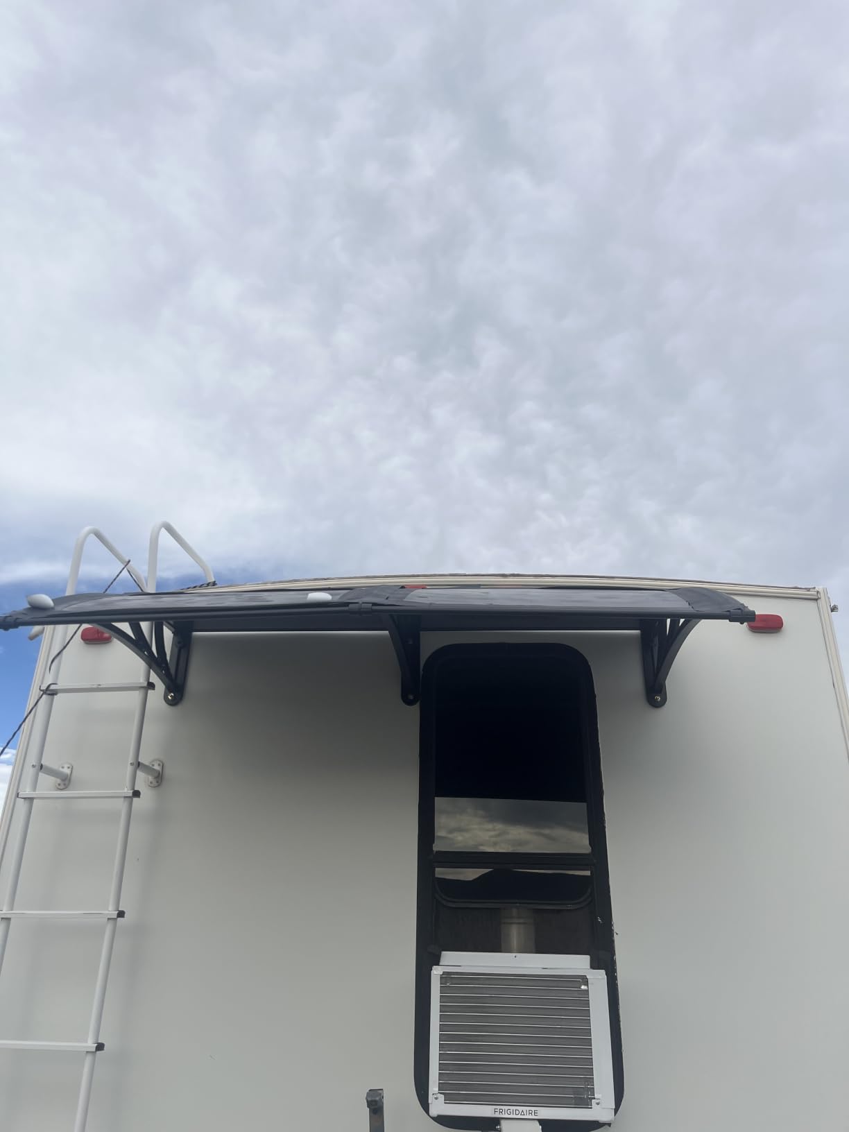 32x48'' Door Awning Exterior, Window Canopy for Front Door, UPF 50+ Polycarbonate Overhang Cover for Patio, Porch, Entryway, UV Rain & Snow Protection customer photo 1