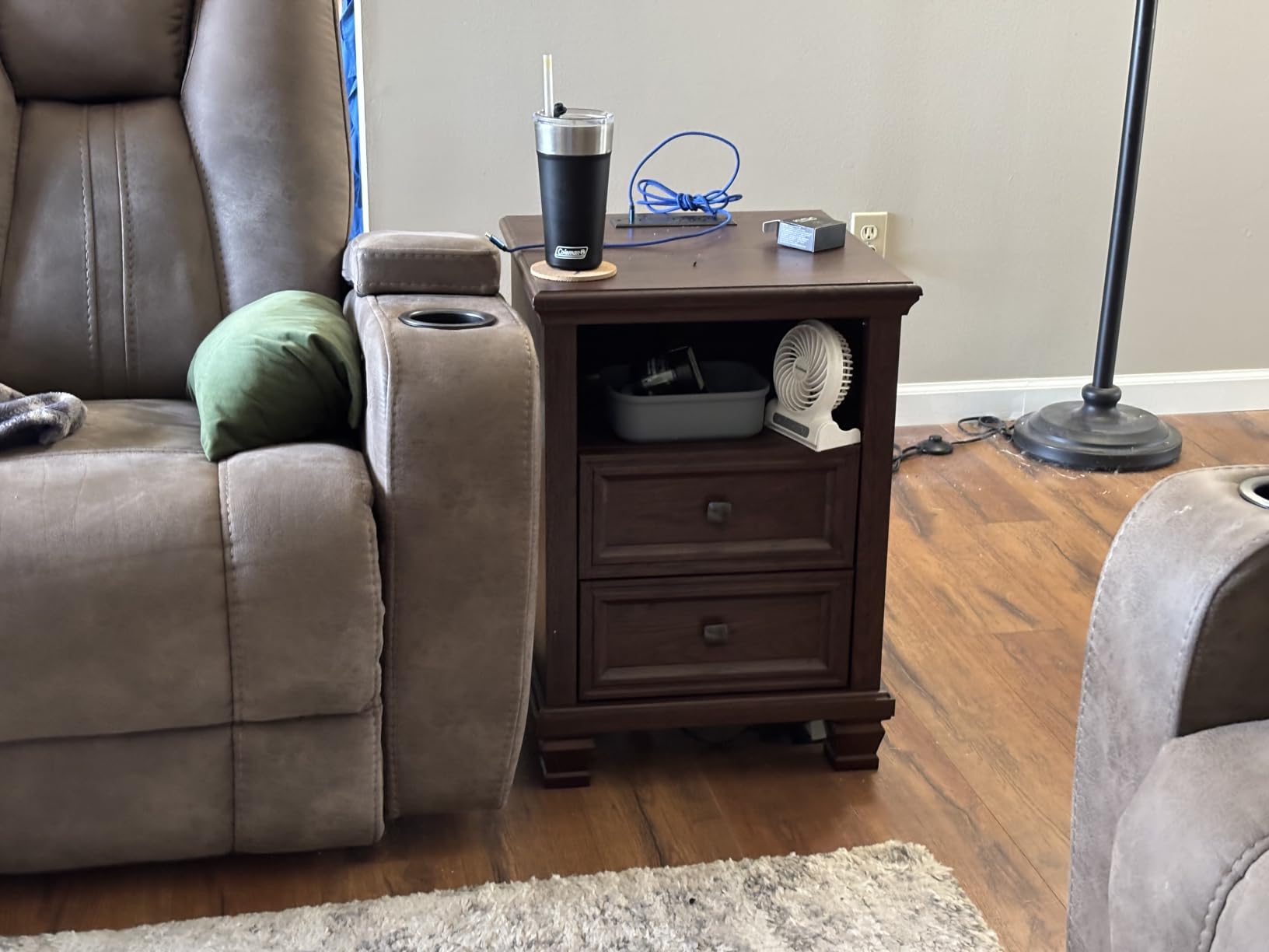 SAVOR LIFE Farmhouse 5 Drawer Dresser for Bedroom, Walnut | 45