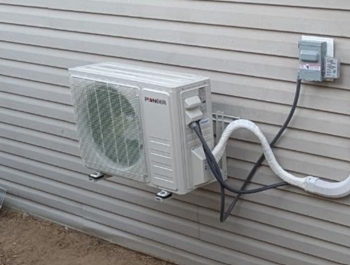 Diamante Pro 18,000 BTU 21 SEER2 230V High-Wall Ductless Mini-Split Air Conditioner Inverter Heat Pump with 16 Ft. Kit customer photo 1