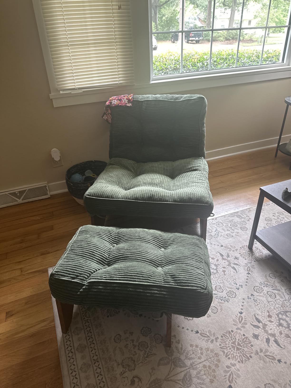 MAXYOYO Accent Chair with Ottoman, Lounge Chair with Adjustable Backrest | Tufted Living Room Chair Upholstered Lounge Chair with Footrest Set, Modern Chair for Reading Room, Green customer photo 2