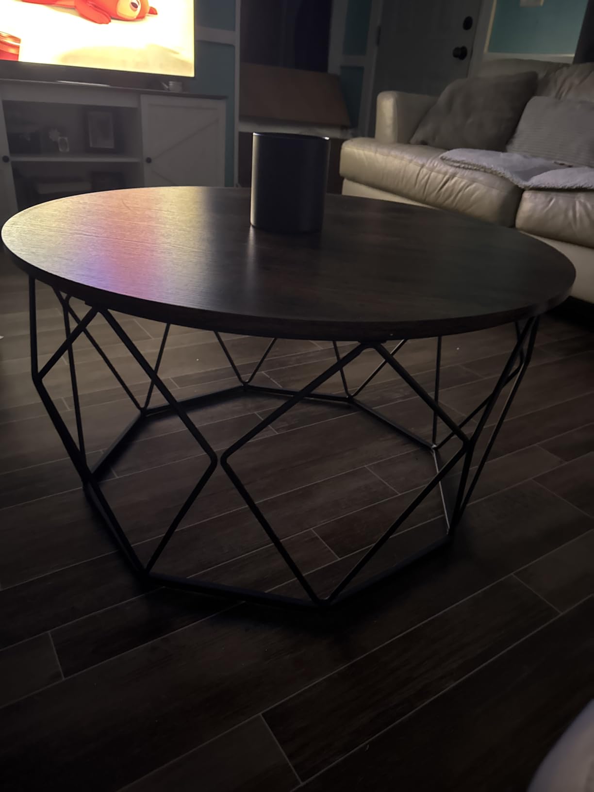 VASAGLE Round Coffee Table, 31.5-Inch Center Table, Tapered Legs | Curved Transitions, Easy to Assemble, for Living Room, Honey Brown, MAEZO Collection ULCT251KB01S customer photo 1