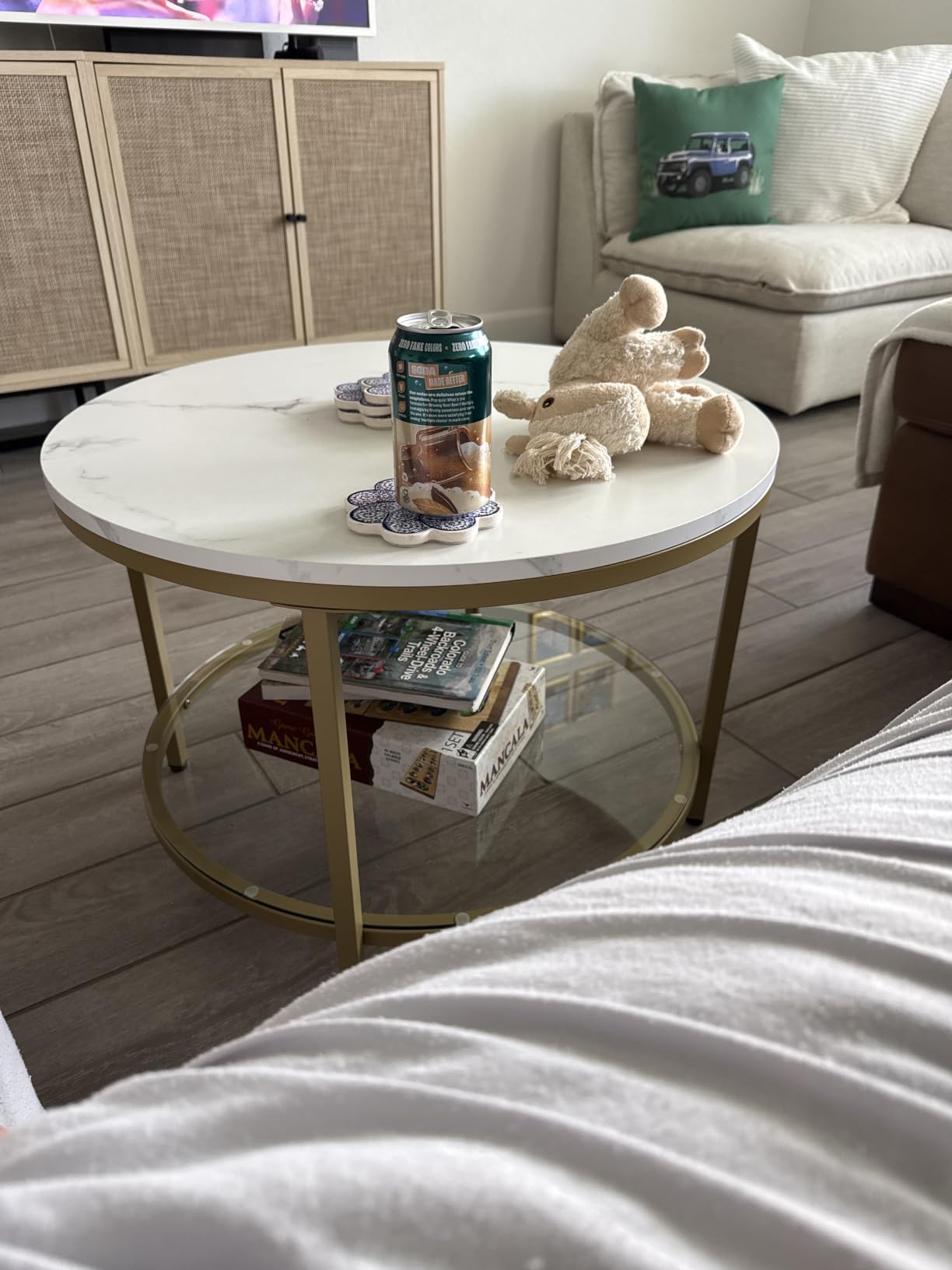 VASAGLE Round Coffee Table, 31.5-Inch Center Table, Tapered Legs | Curved Transitions, Easy to Assemble, for Living Room, Honey Brown, MAEZO Collection ULCT251KB01S customer photo 2
