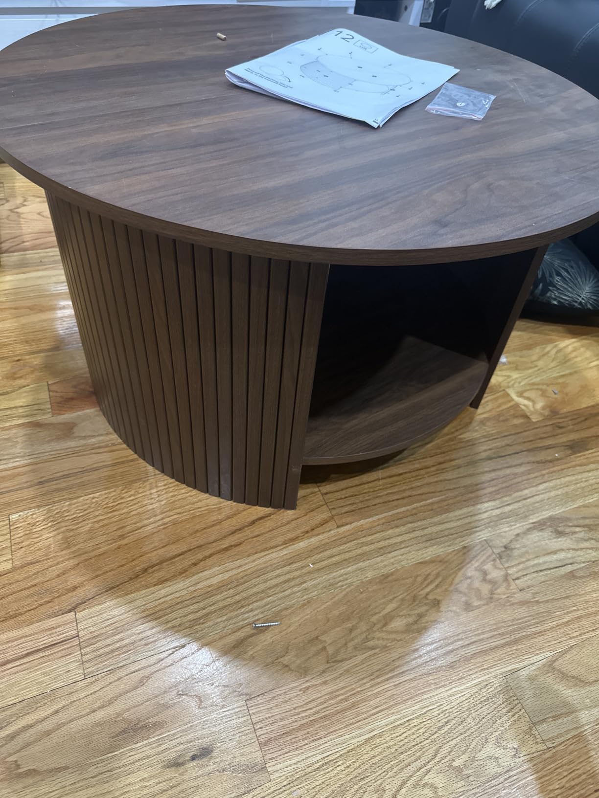 Round Coffee Table with Storage, 31.5