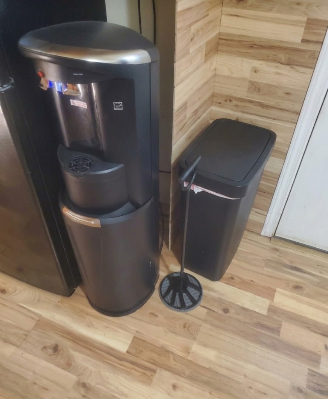 Trash Compactor for Kitchen All-Metal Manual Garbage Compressor, Extra Long | 28.7'' Freestanding Tamper Press Tool with Large Surface Area, No Electric Touchless Smasher Waste for Home and Outdoor Bin customer photo 1