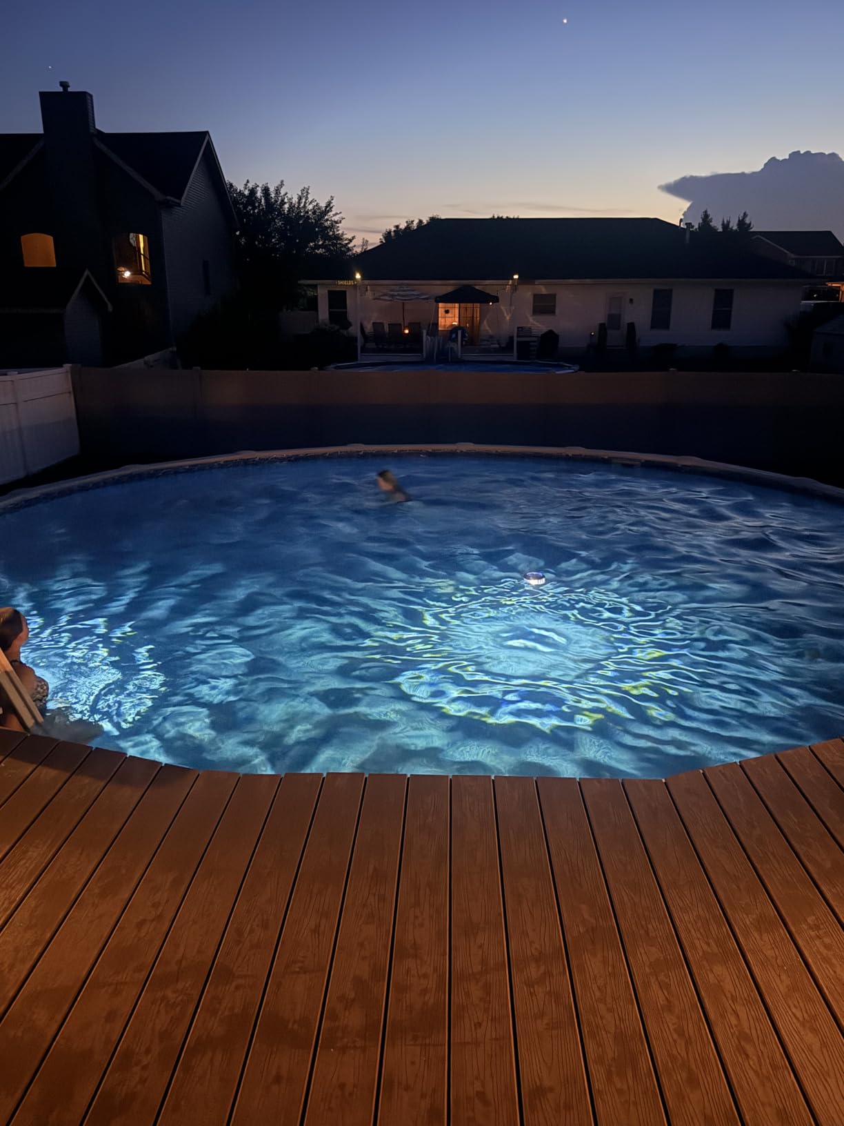 FirstE Floating Pool Lights Solar Powered 2PK, 7.6 Inch RGB Color Changing Solar Pool Lights that Float with Up and Down Dynamic Lighting for Pool Party Decor customer photo 2