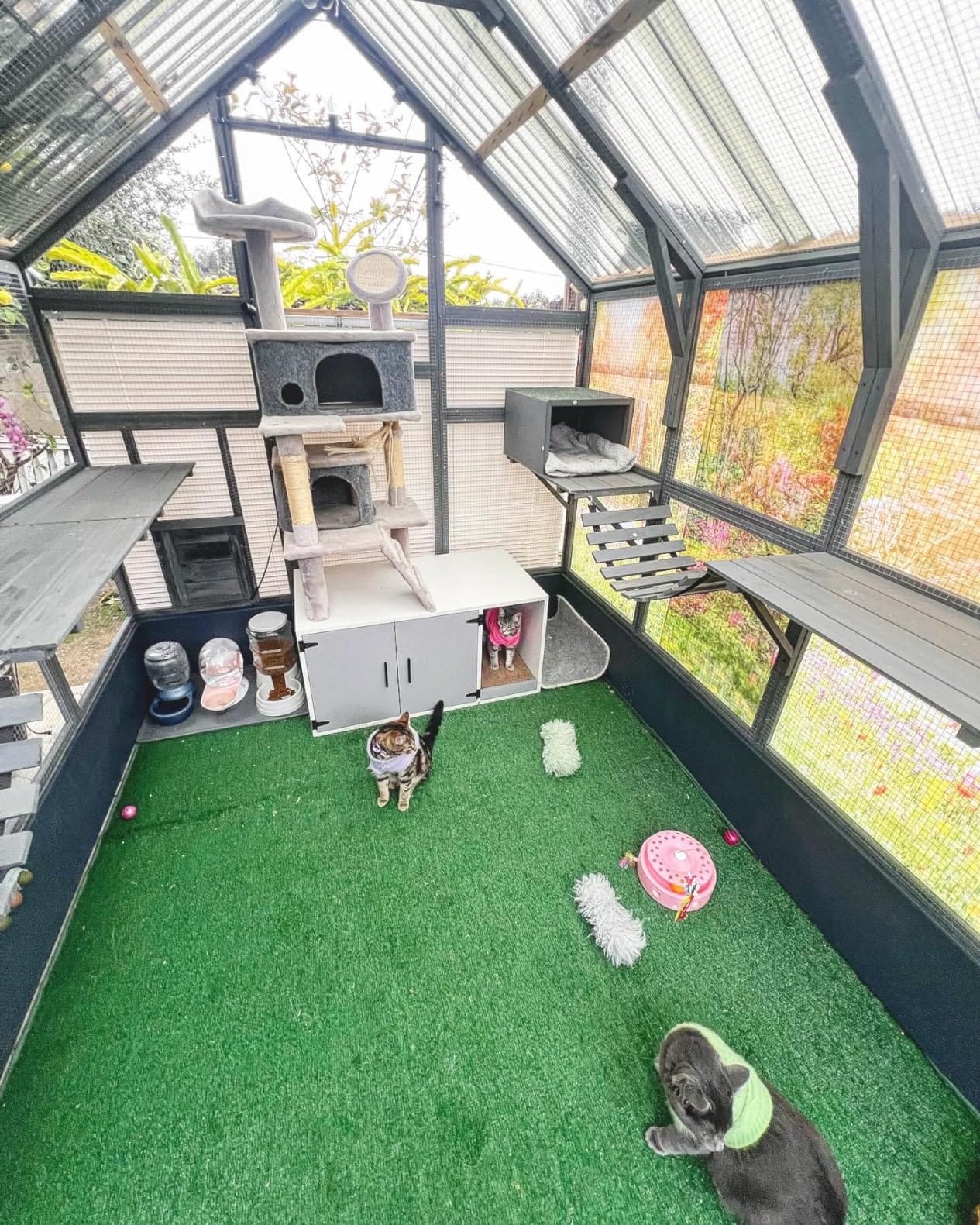 Garland Rug Artificial Grass 3 ft. x 5 ft. Large Indoor/Outdoor Area Rug Green customer photo 2