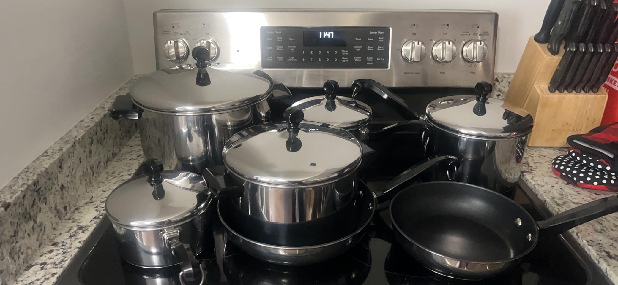 Farberware Classic Series Stainless Steel Sauce Pan with Lid, 1-Quart, Sauce Pans, Silver customer photo 1