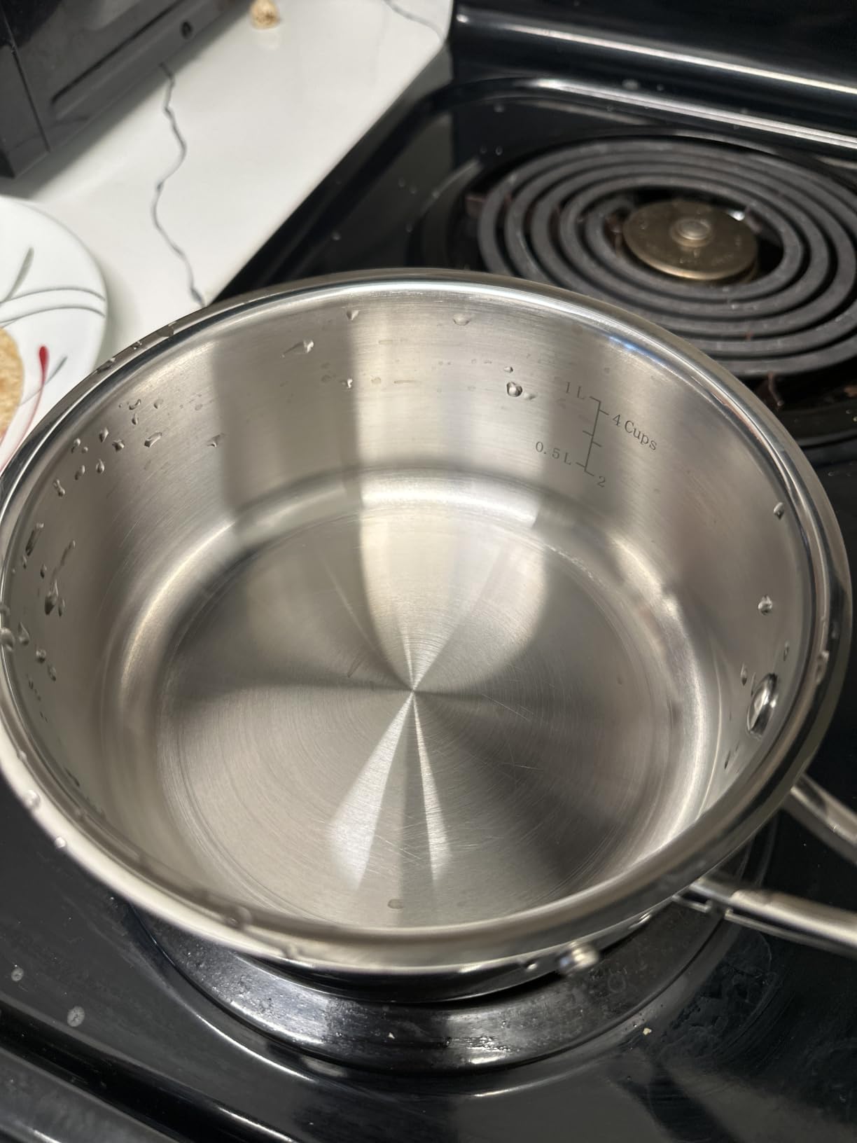 Cuisinart 1.5 Quart Sauce Pan with Cover, Stainless Steel Pot with Lid, Small Kitchen Pots, Dishwasher Safe, Compatible with Induction, Electric, Gas Cooktops, Oven Safe Saucepan, Cool Grip Handles customer photo 1