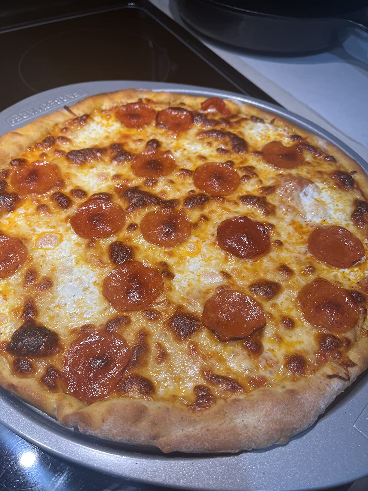 Farberware Nonstick Bakeware Round Pizza/Crisper Pan, 13 Inch, Gray customer photo 2