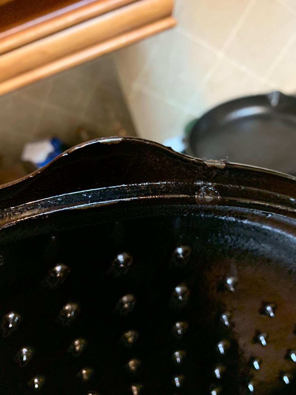 Lodge Cast Iron Dutch Oven with Loop Handle, Oven-Safe, 5 Quart customer photo 1