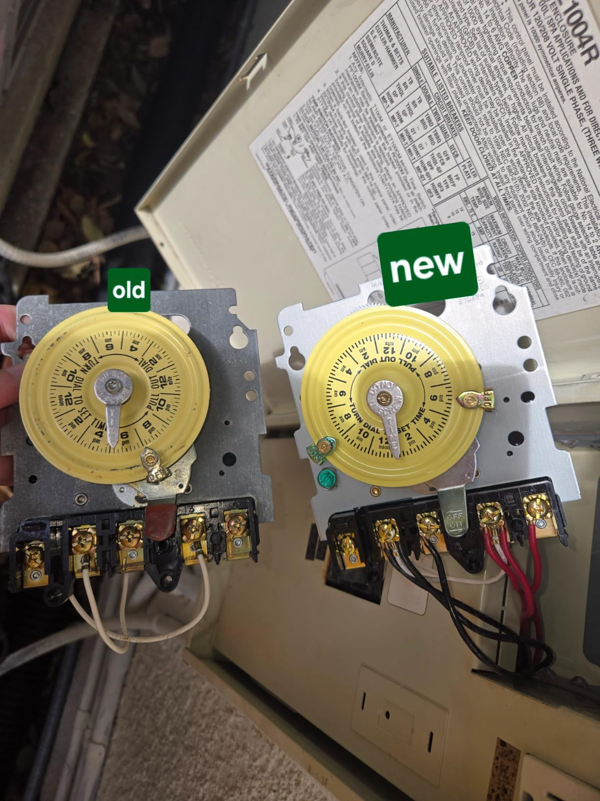 Intermatic T104 24-Hour Mechanical Timer Switch, 208-277V DPST, Indoor customer photo 2