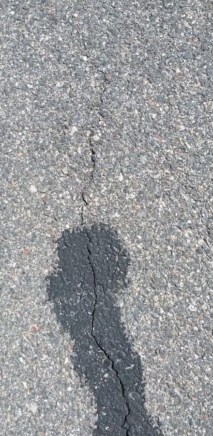 Driveway Elastomeric Emulsion Crack Filler customer photo 1